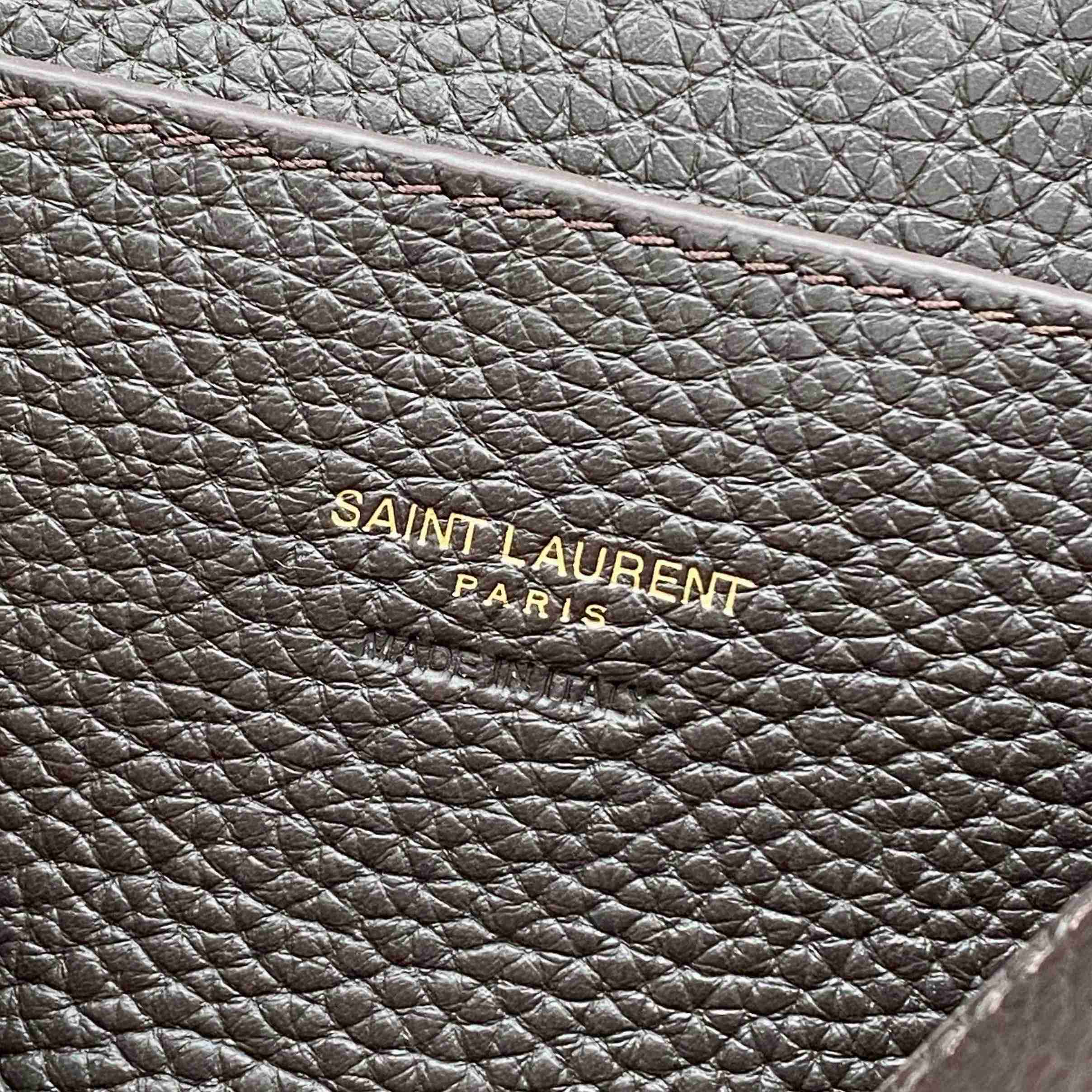 Saint Laurent LE 5 À 7 BABY BEA In Grained Leather - DesignerGu