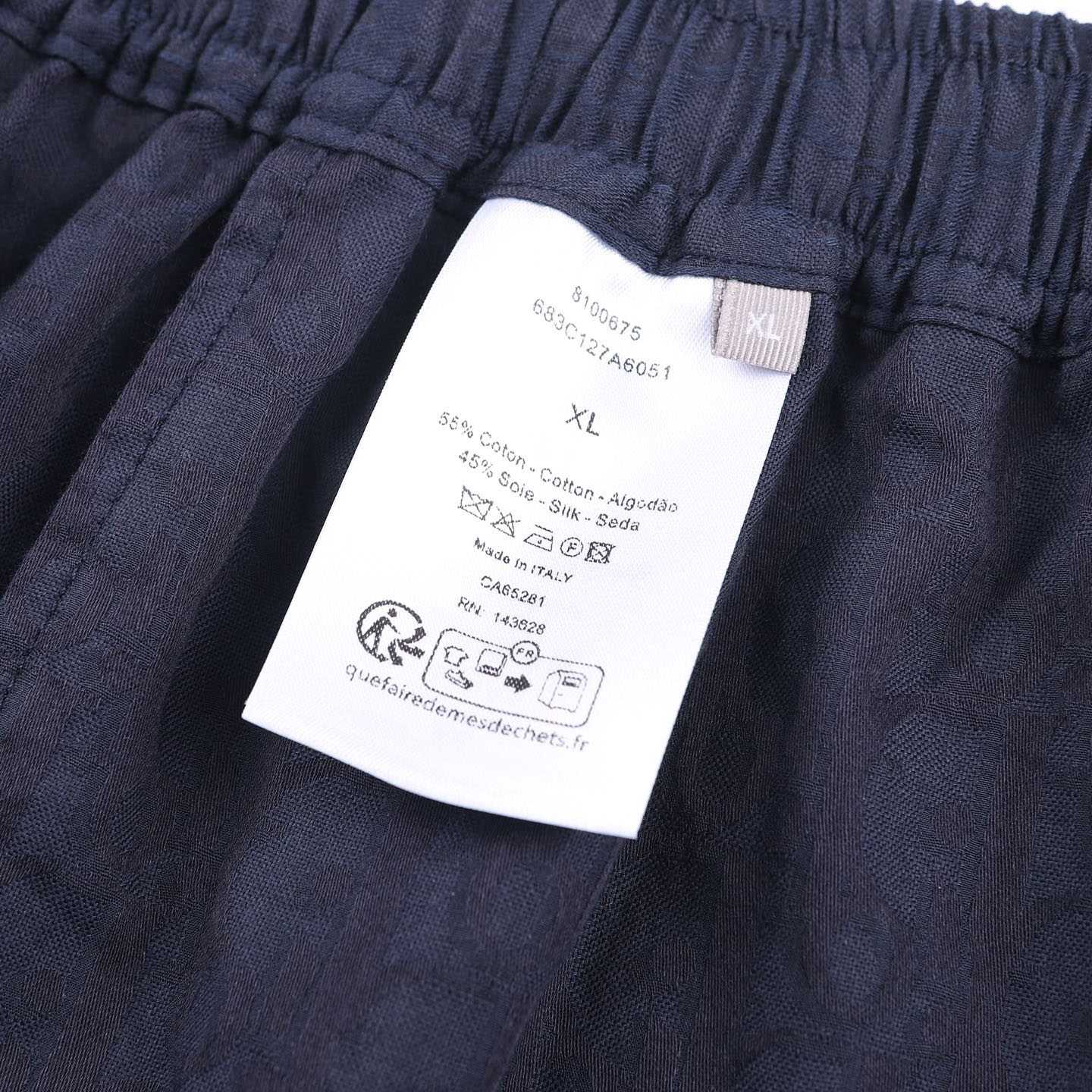  Dior Oblique Shorts - DesignerGu