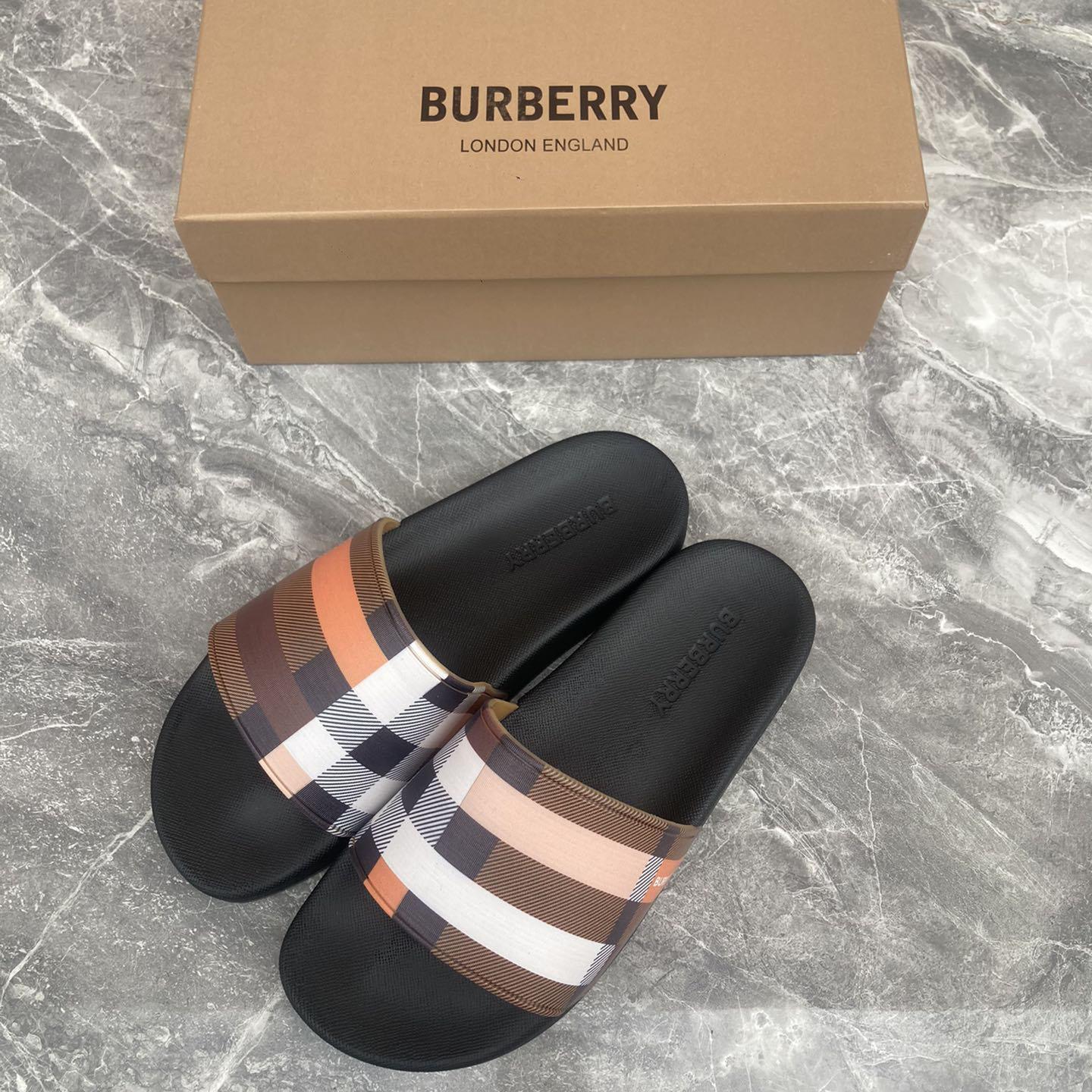 Burberry Furley Check Slide Sandals - DesignerGu
