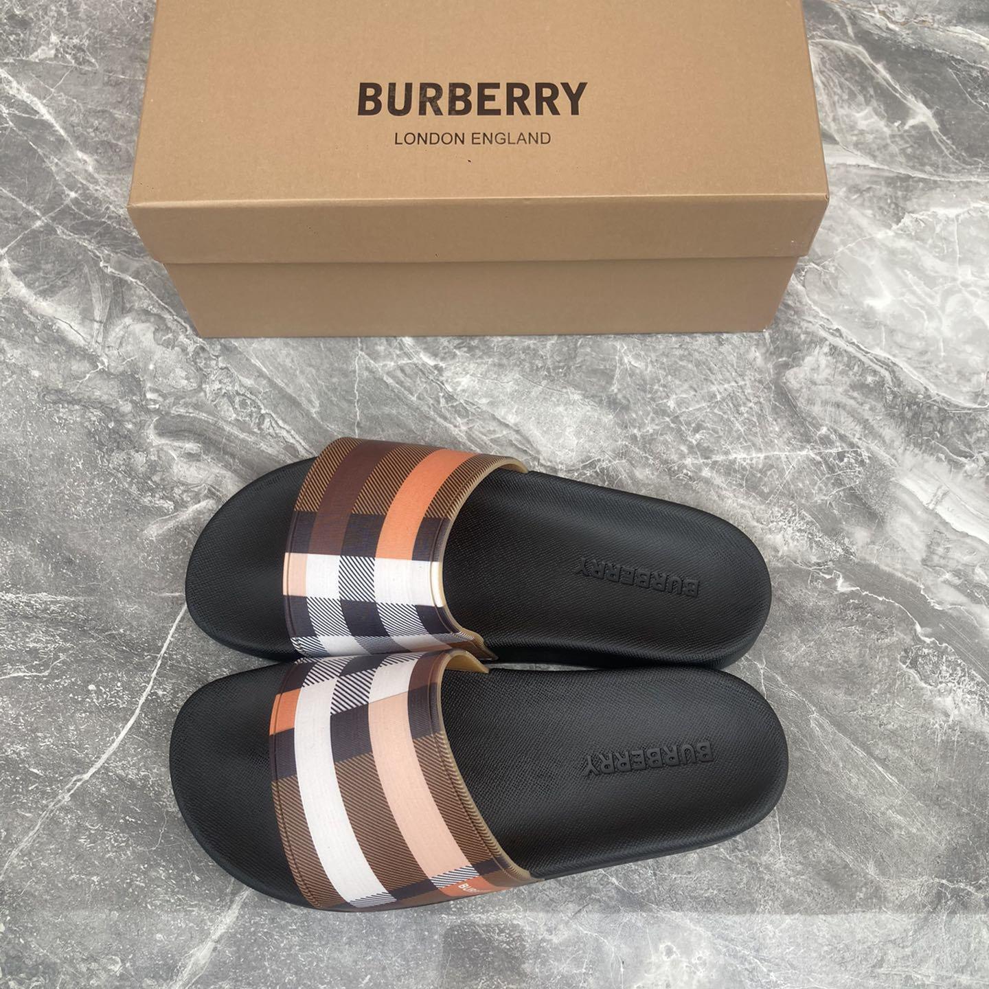 Burberry Furley Check Slide Sandals - DesignerGu