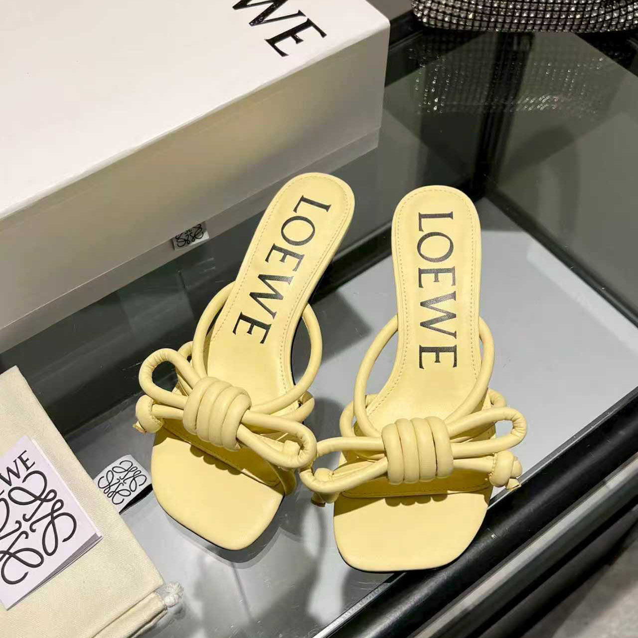 Loewe Flamenco Knot Sandal In Lambskin - DesignerGu