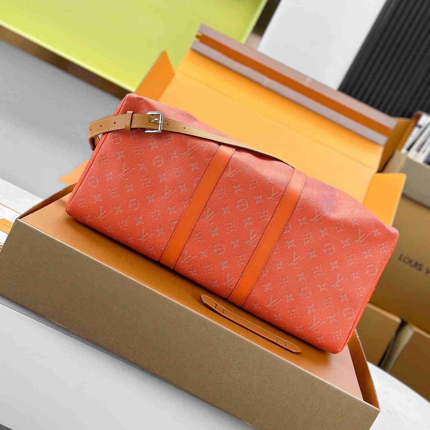 Louis Vuitton Keepall Bandoulière 50 M26865 - DesignerGu