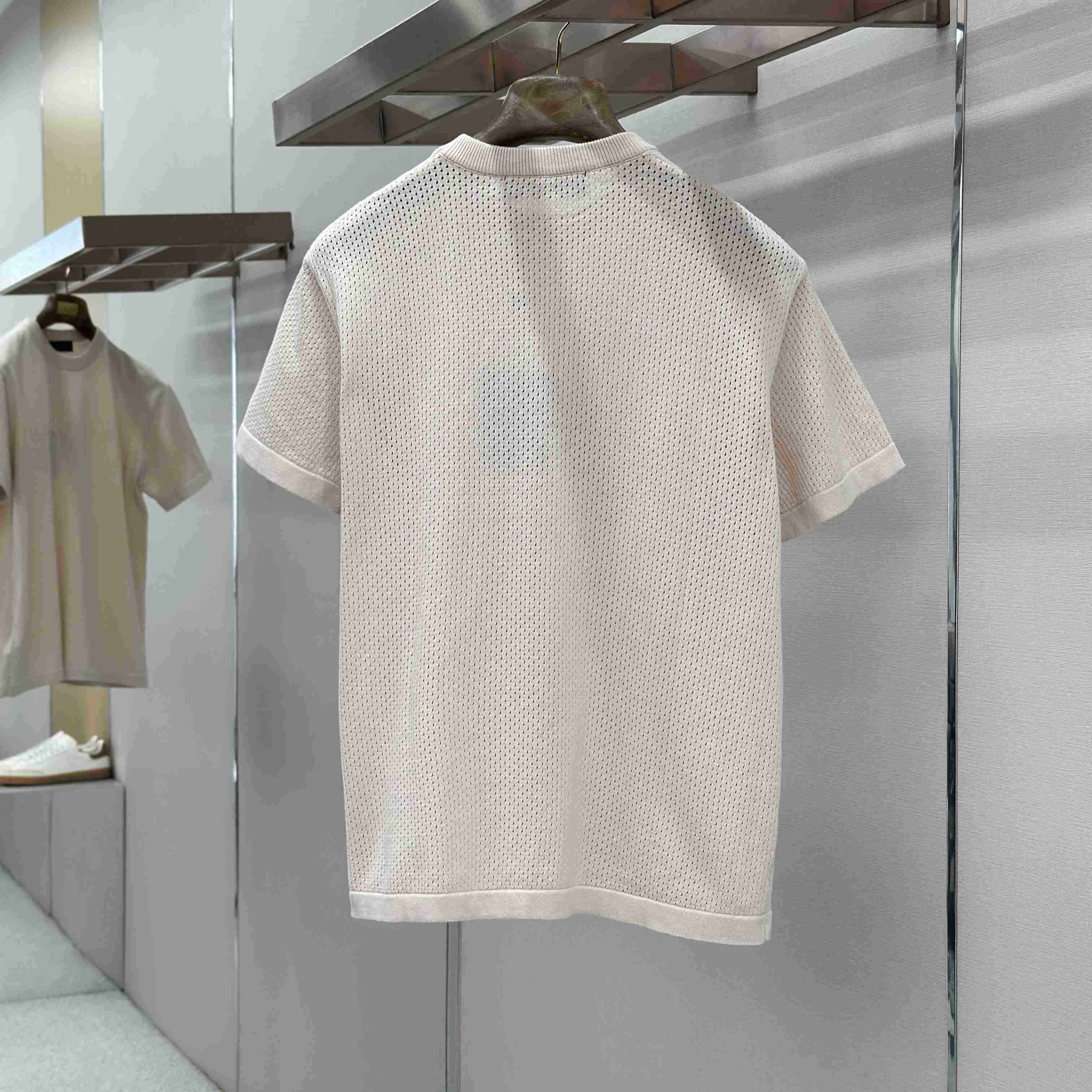 Louis Vuitton Elegant Cotton Cashmere Short-Sleeved Crewneck 1AK6XJ - DesignerGu