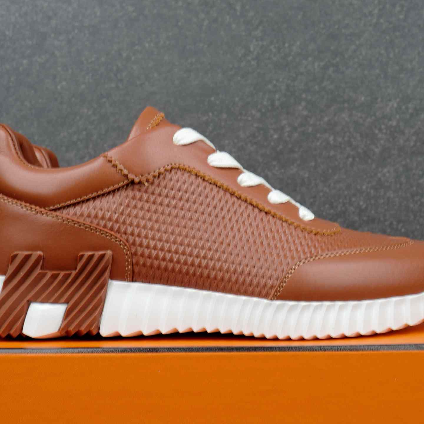 Hermes Bouncing Sneaker - DesignerGu