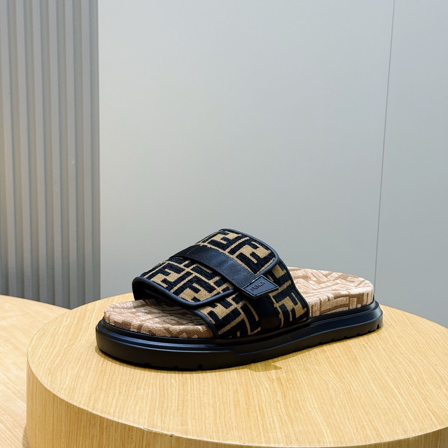Fendi Jacquard Strap Slides - DesignerGu