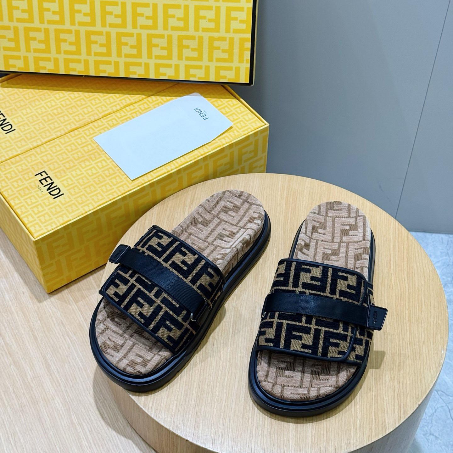 Fendi Jacquard Strap Slides - DesignerGu