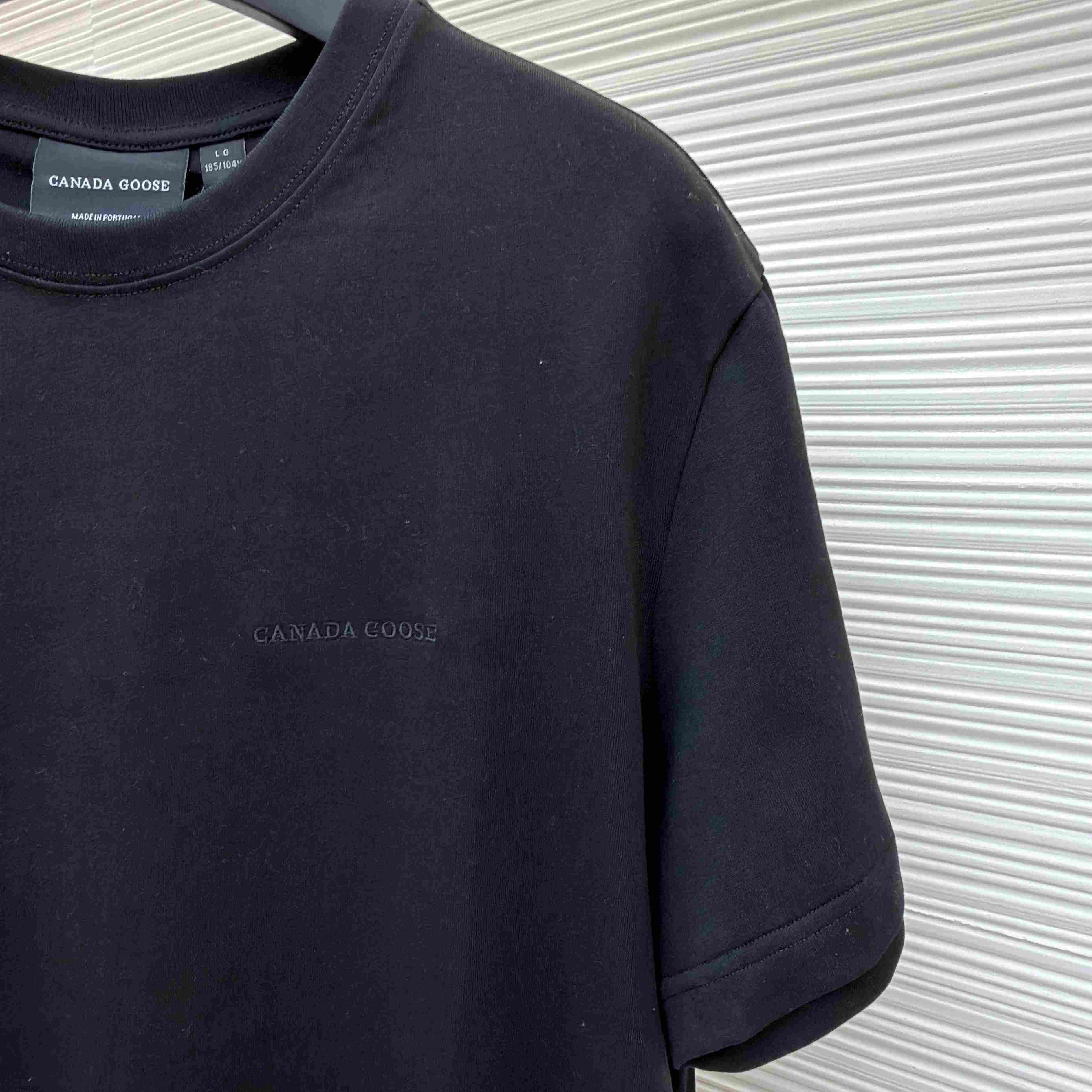 Canada Goose Logo-Embroidered T-shirt - DesignerGu