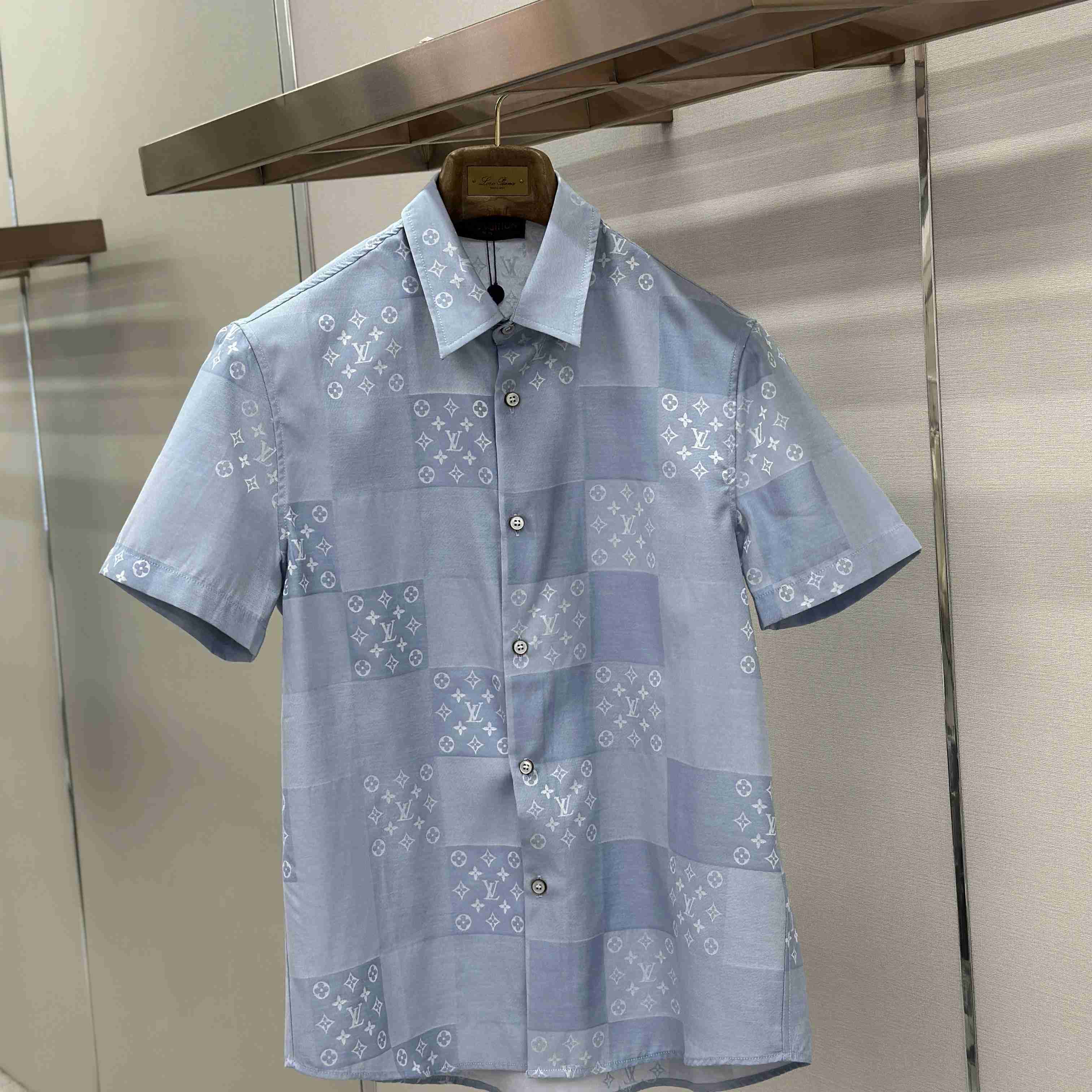 Louis Vuitton Patchwork Jacquard Short-Sleeved Shirt  1AK77O - DesignerGu