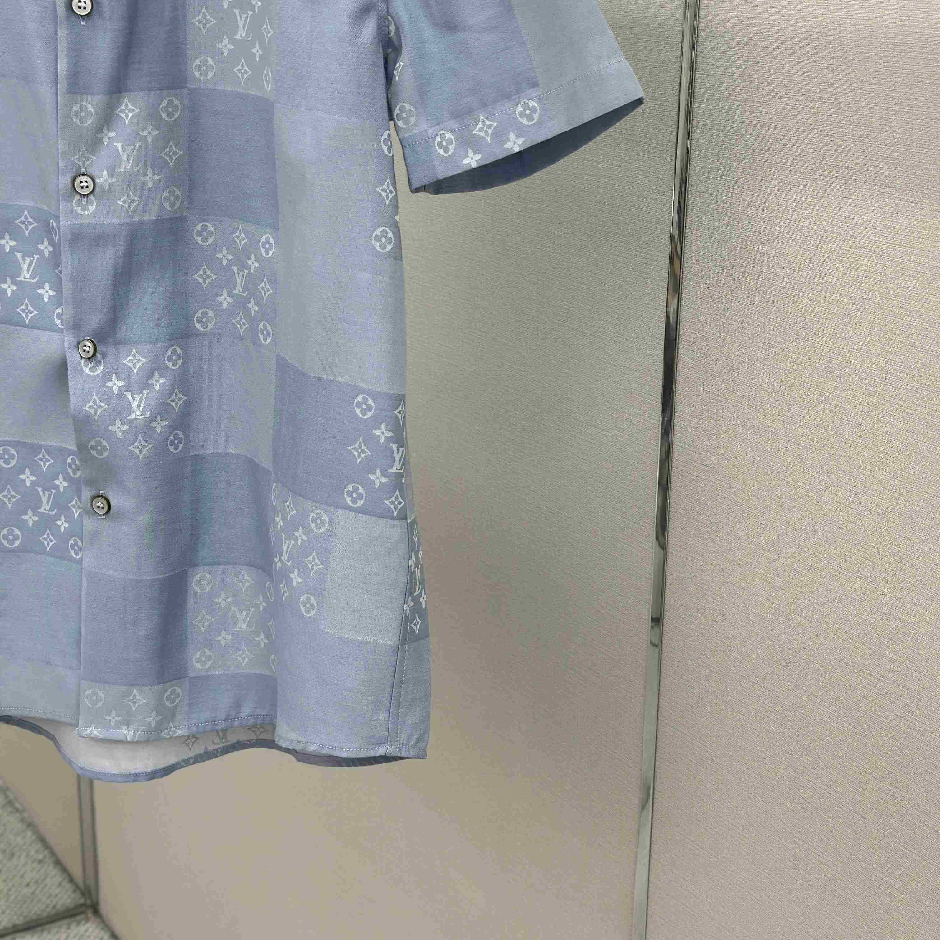 Louis Vuitton Patchwork Jacquard Short-Sleeved Shirt  1AK77O - DesignerGu