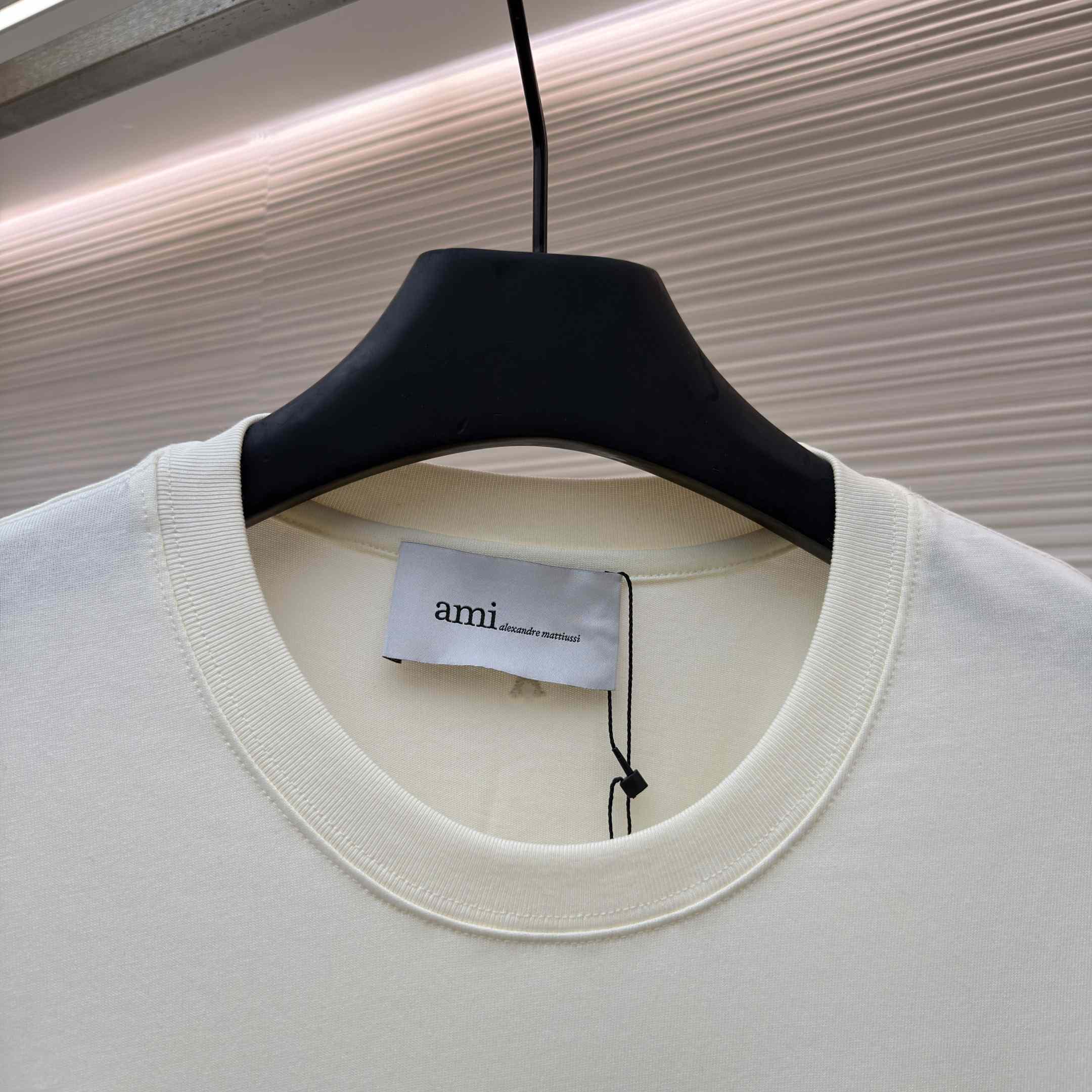 AMI Paris Logo-Print Striped-Patch T-shirt - DesignerGu