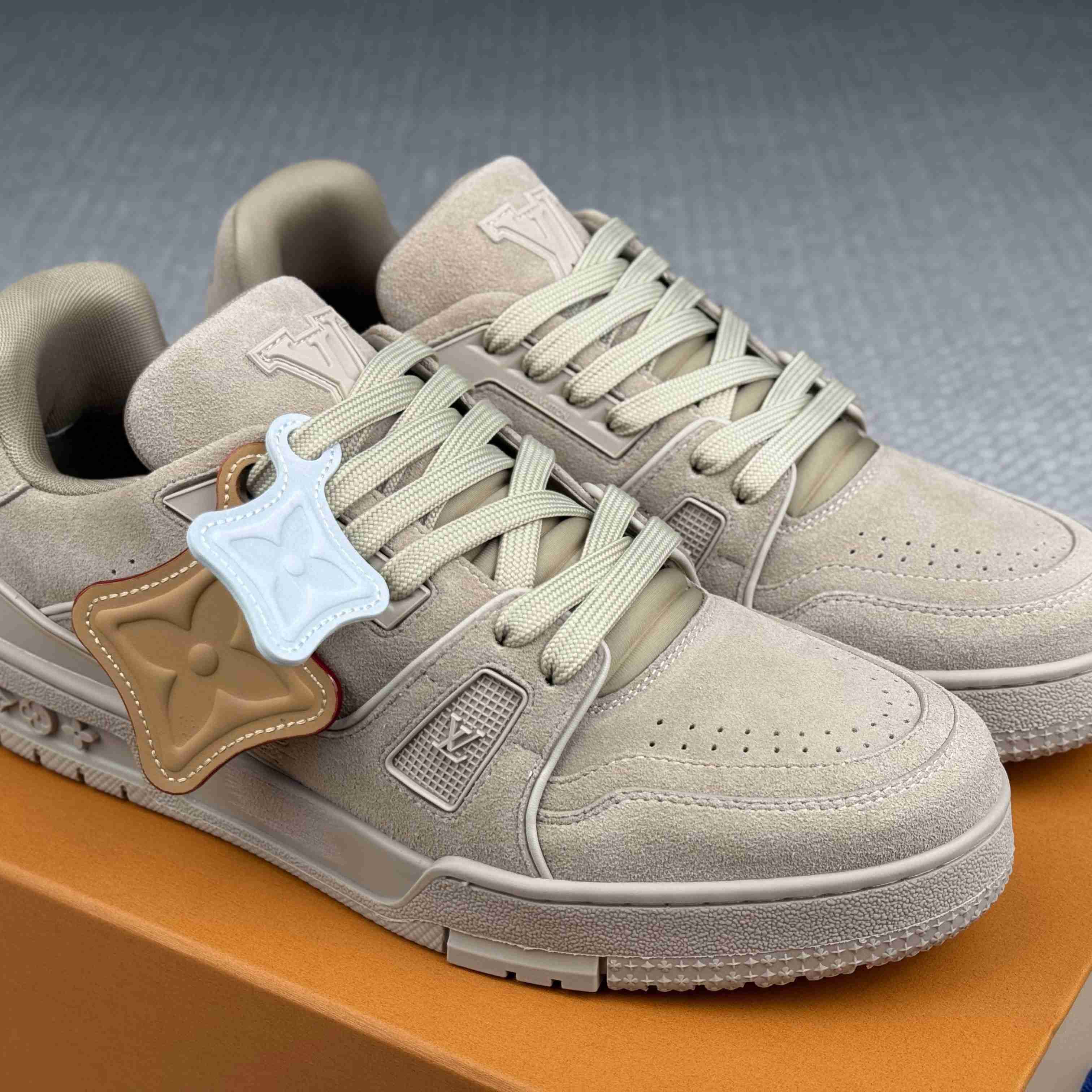 Louis Vuitton LV Trainer Distressed Sneaker 1AKBOA - DesignerGu