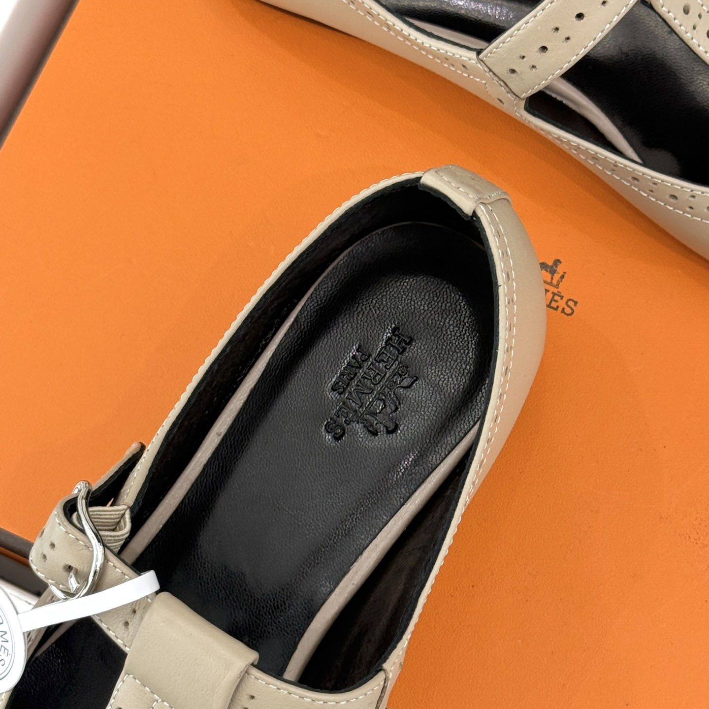 Hermes Nectar Ballet Flat - DesignerGu