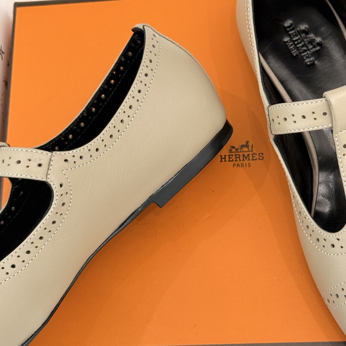 Hermes Nectar Ballet Flat - DesignerGu