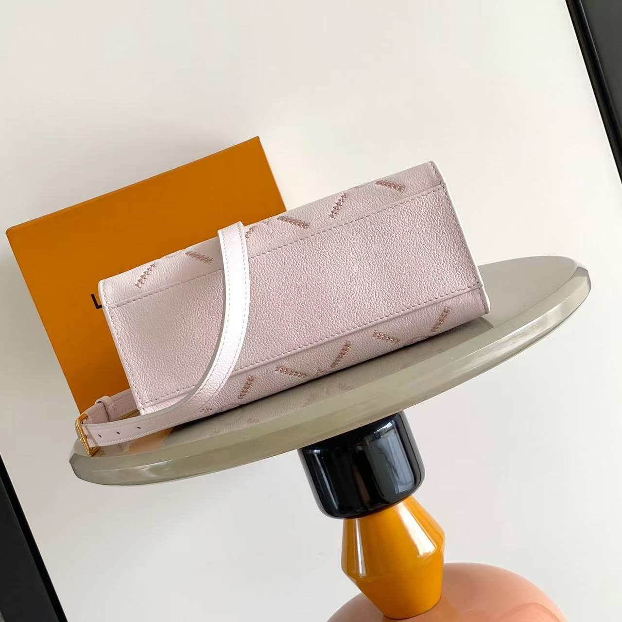Louis Vuitton Onthego PM M28528 - DesignerGu