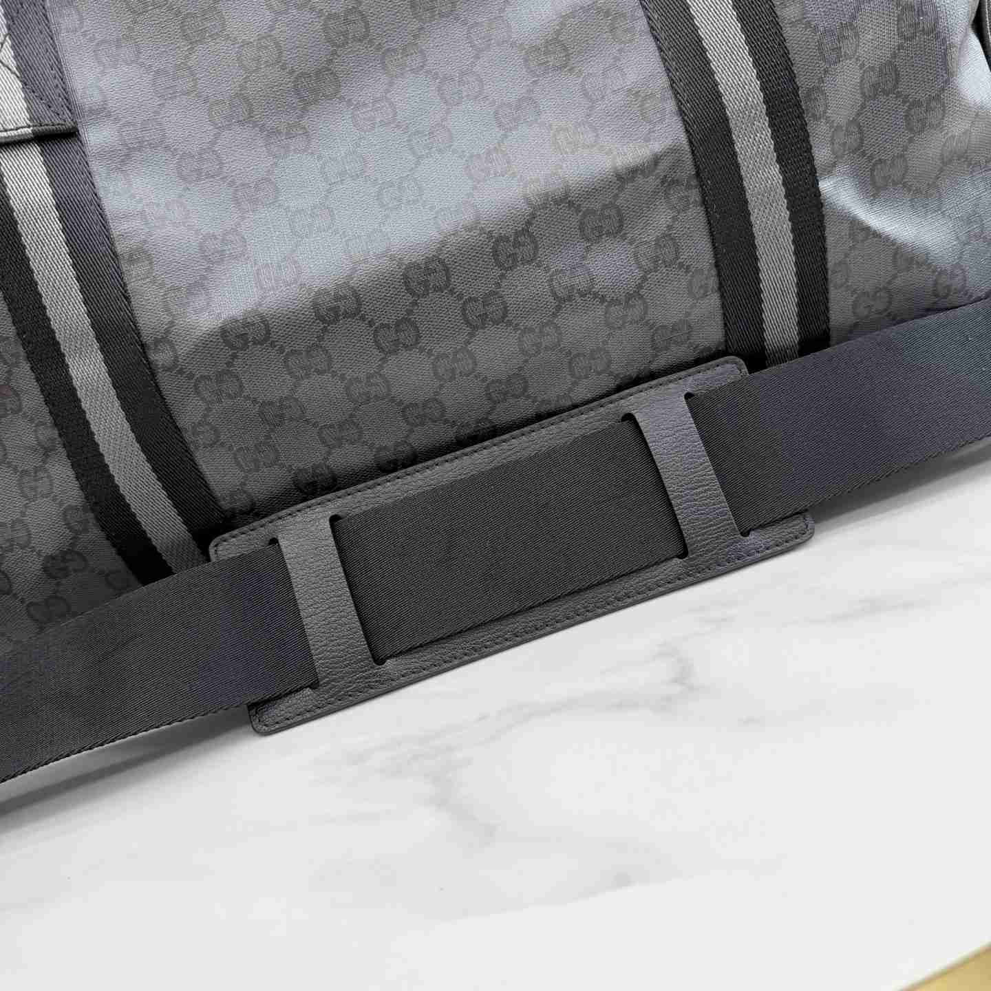 Gucci Medium Duffle Bag With Web A00BC5 - DesignerGu