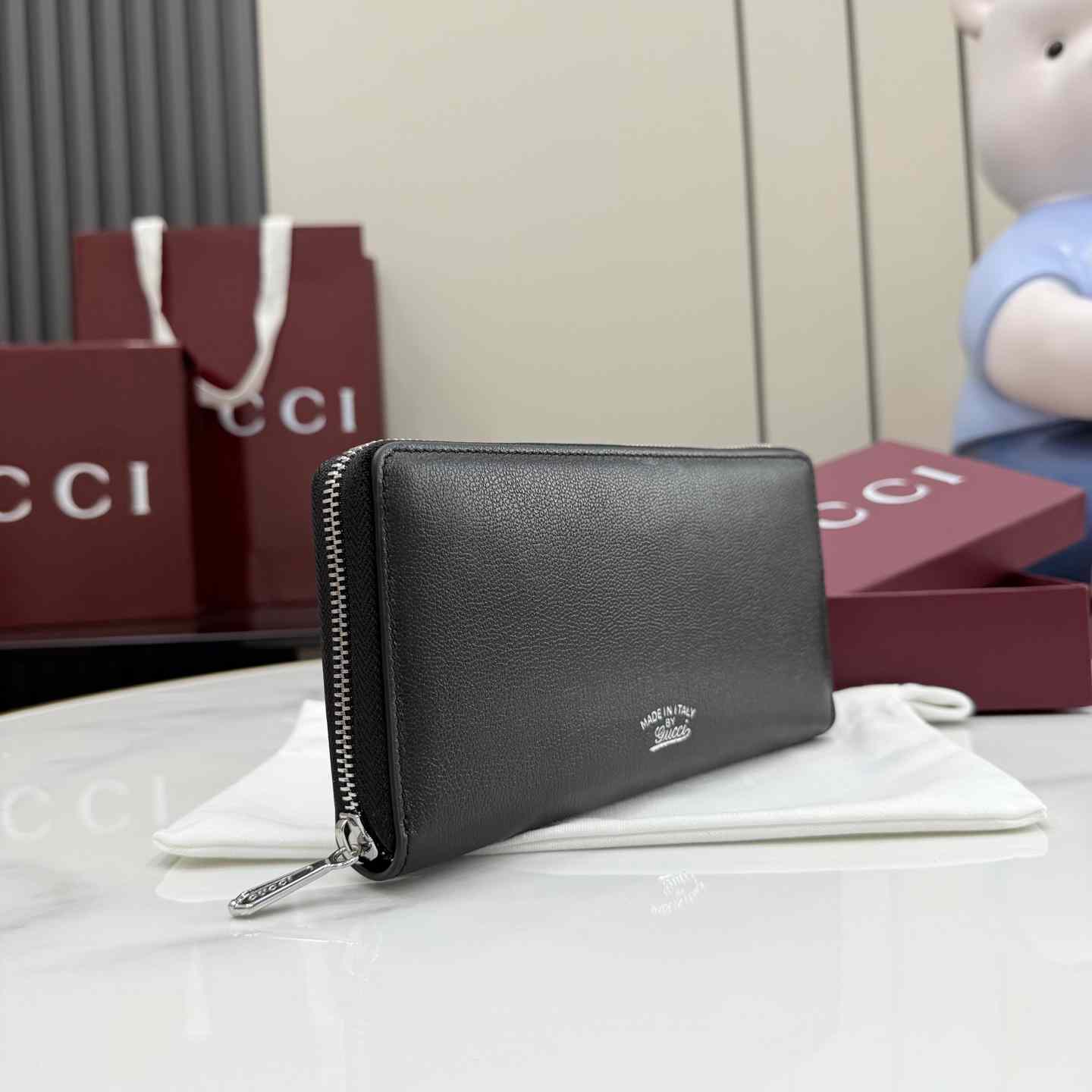 Gucci Lira Zip Around Wallet 867318 - DesignerGu