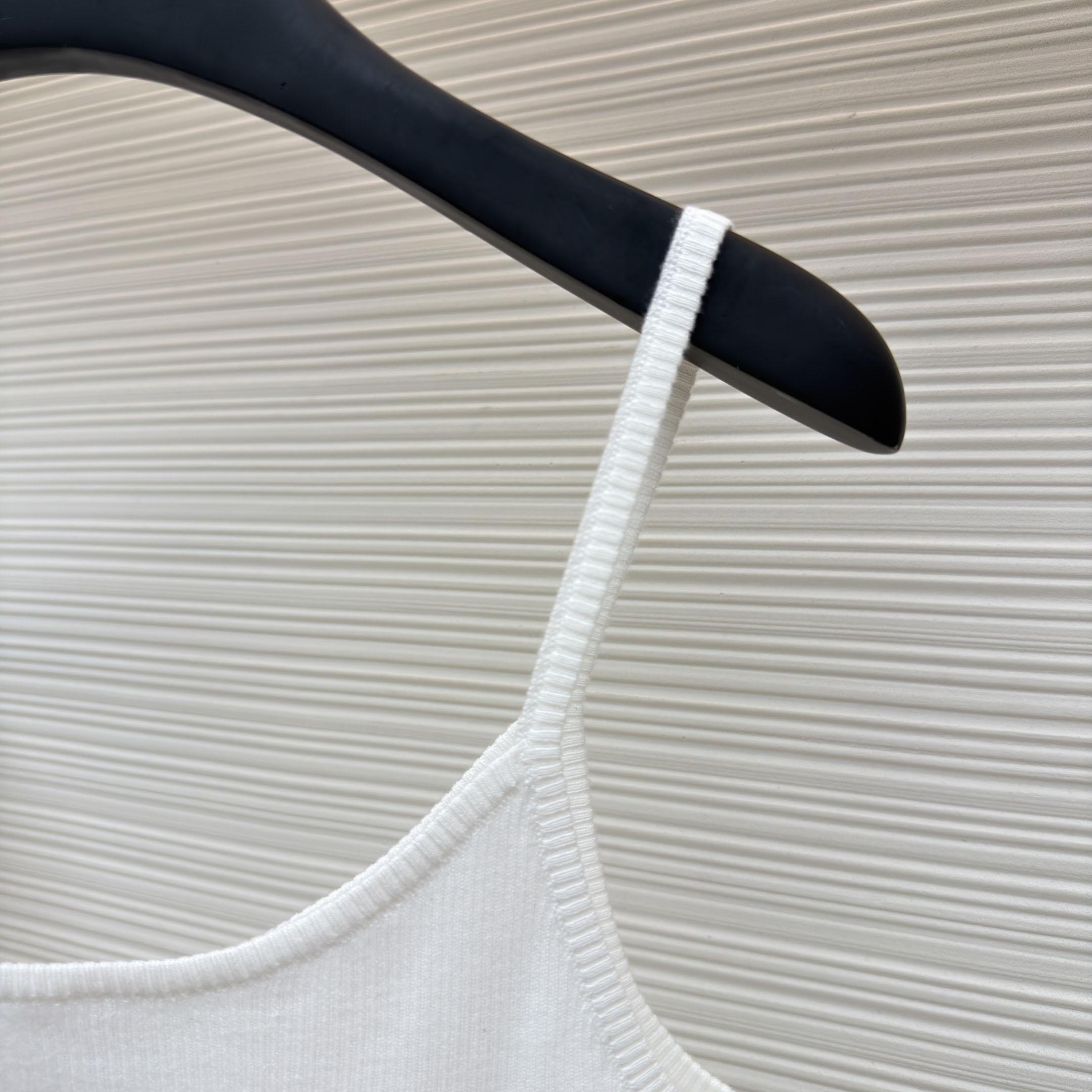 Miu Miu Seamless Top - DesignerGu