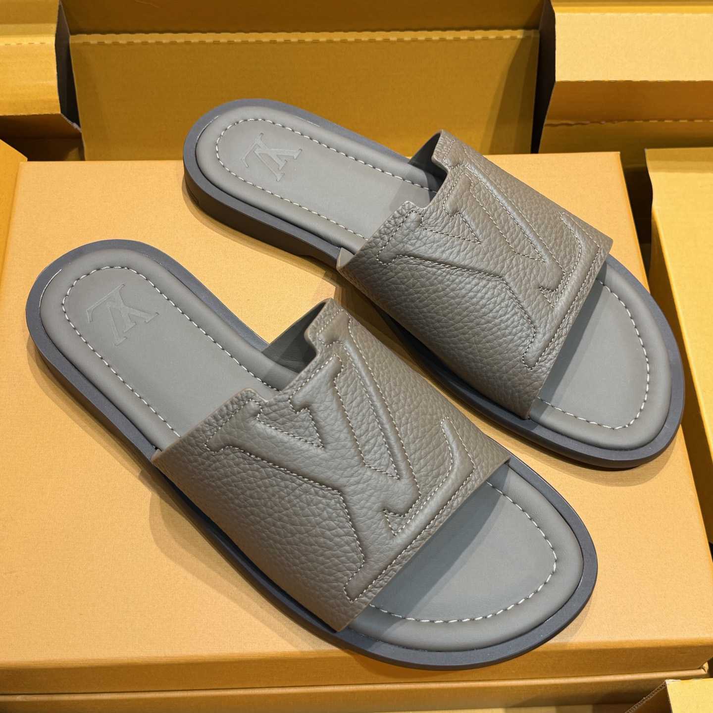 Louis Vuitton LV Portofino Mule  - DesignerGu
