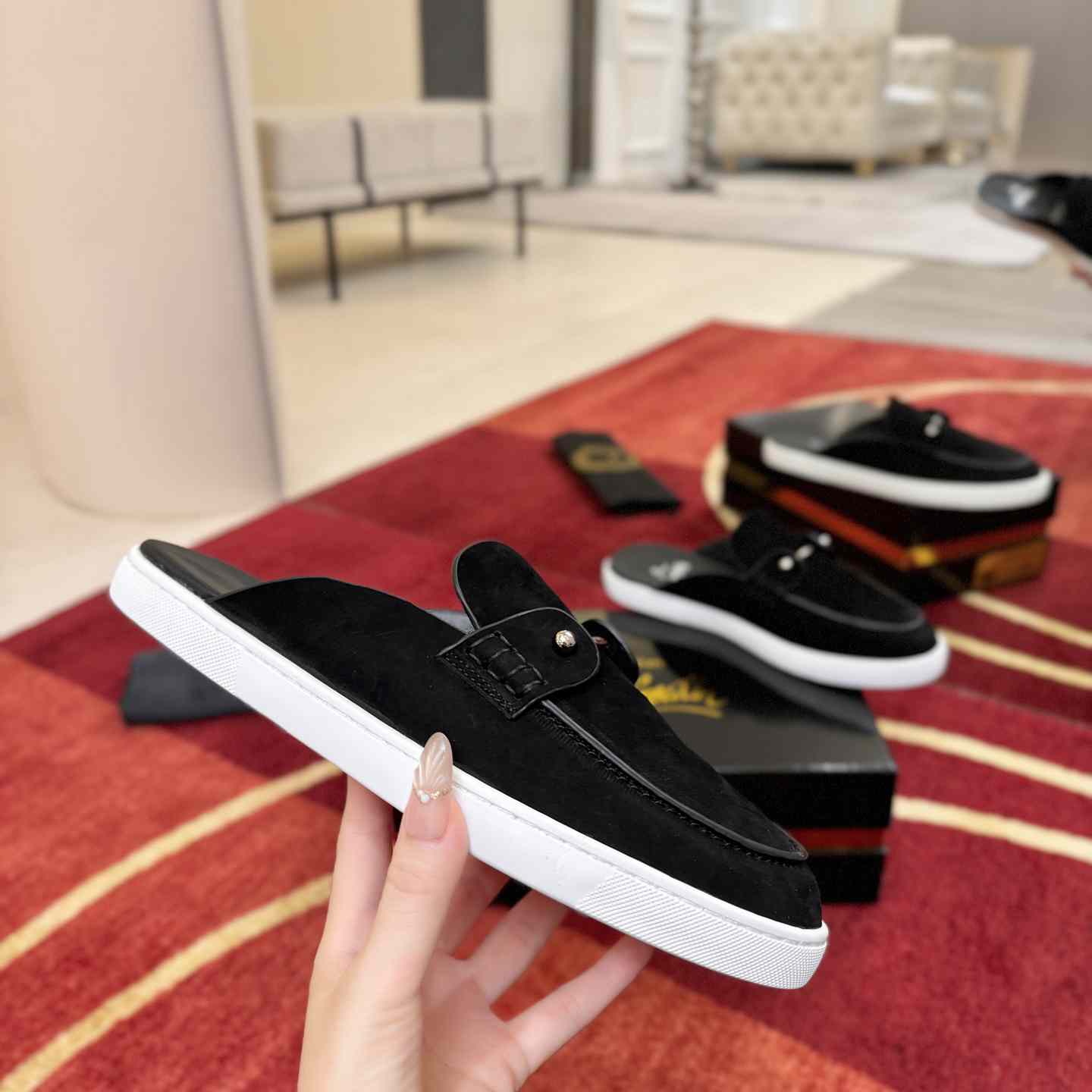 Christian Louboutin Chanme Donna Leather Boat Shoe Mules - DesignerGu