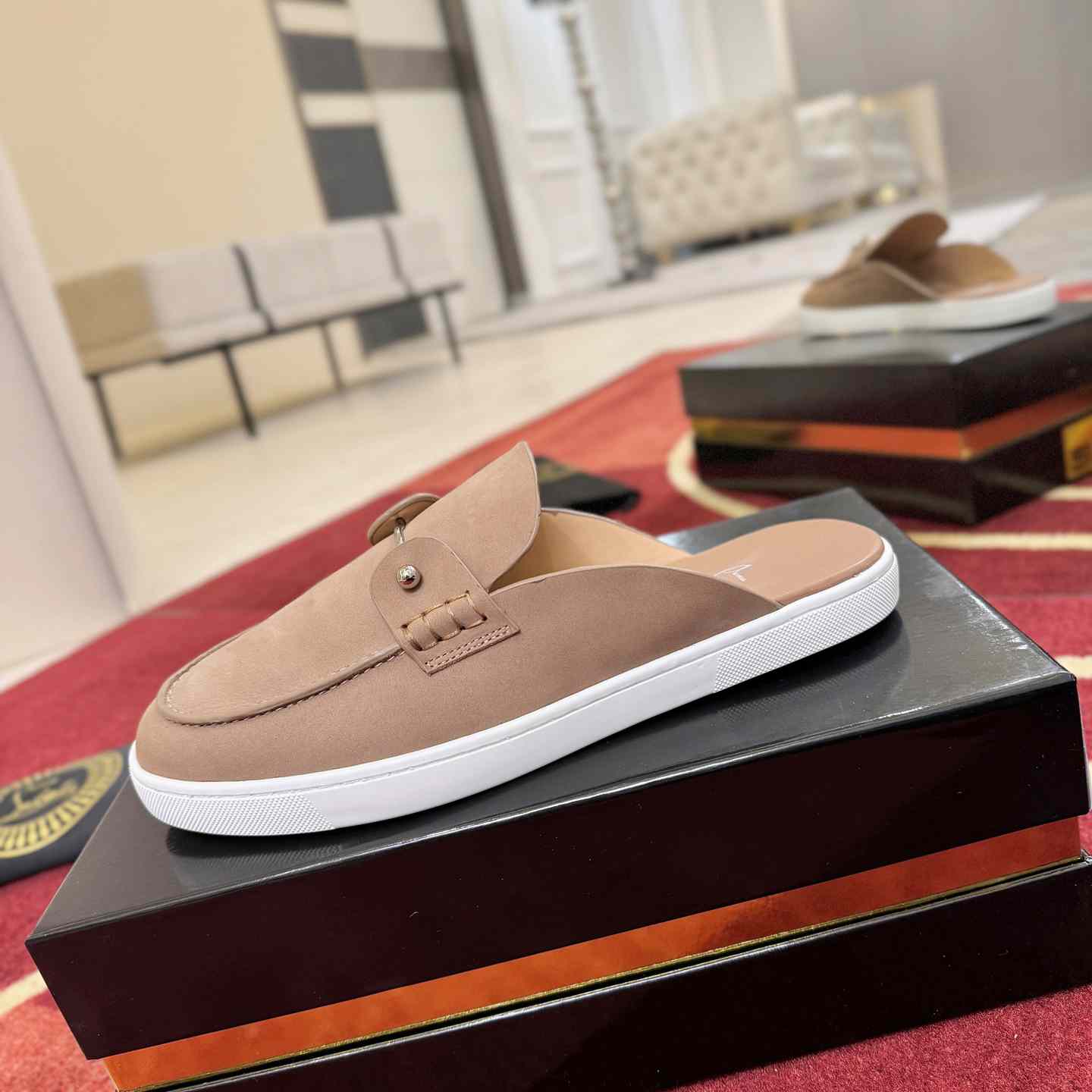Christian Louboutin Chanme Donna Leather Boat Shoe Mules - DesignerGu