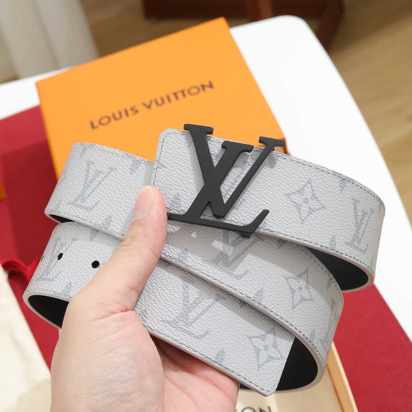 Louis Vuitton LV Initiales Monogram 40mm Reversible Belt - DesignerGu
