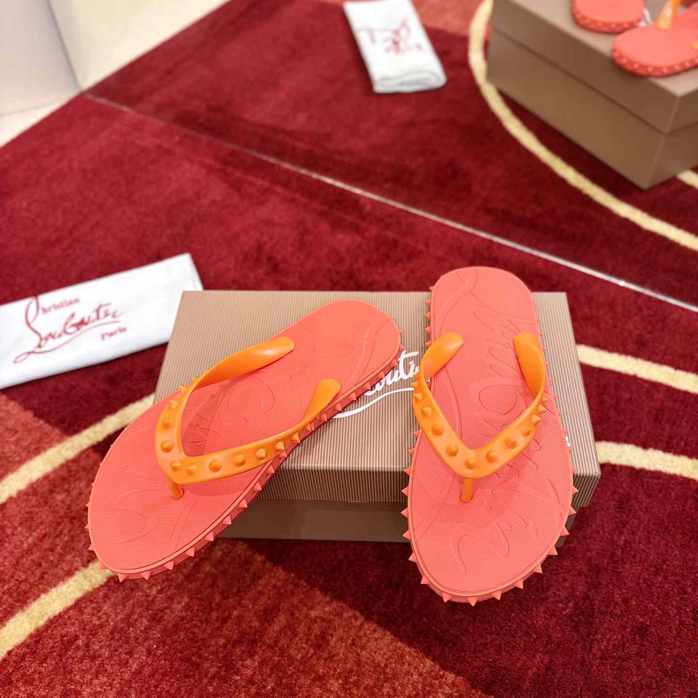 Christian Louboutin Super Loubi Flip Flops - DesignerGu