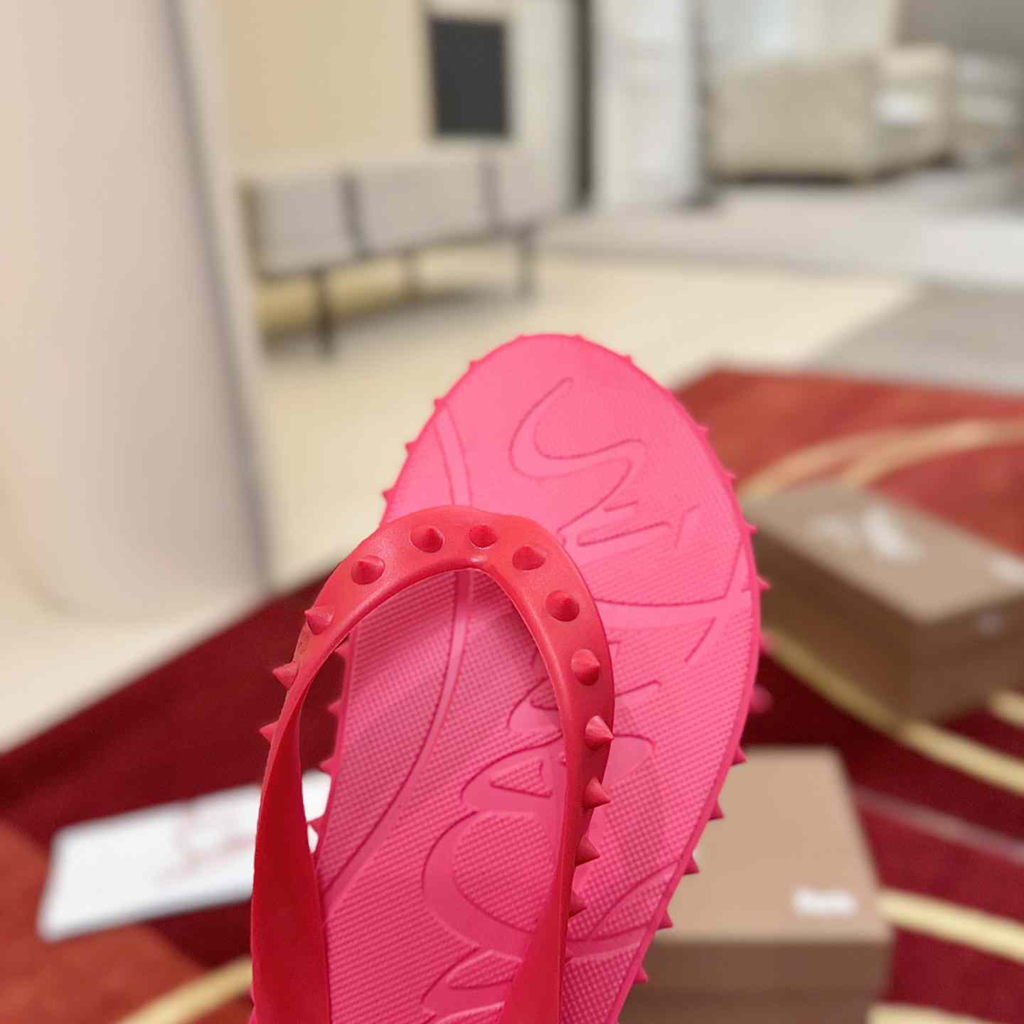 Christian Louboutin Super Loubi Flip Flops - DesignerGu