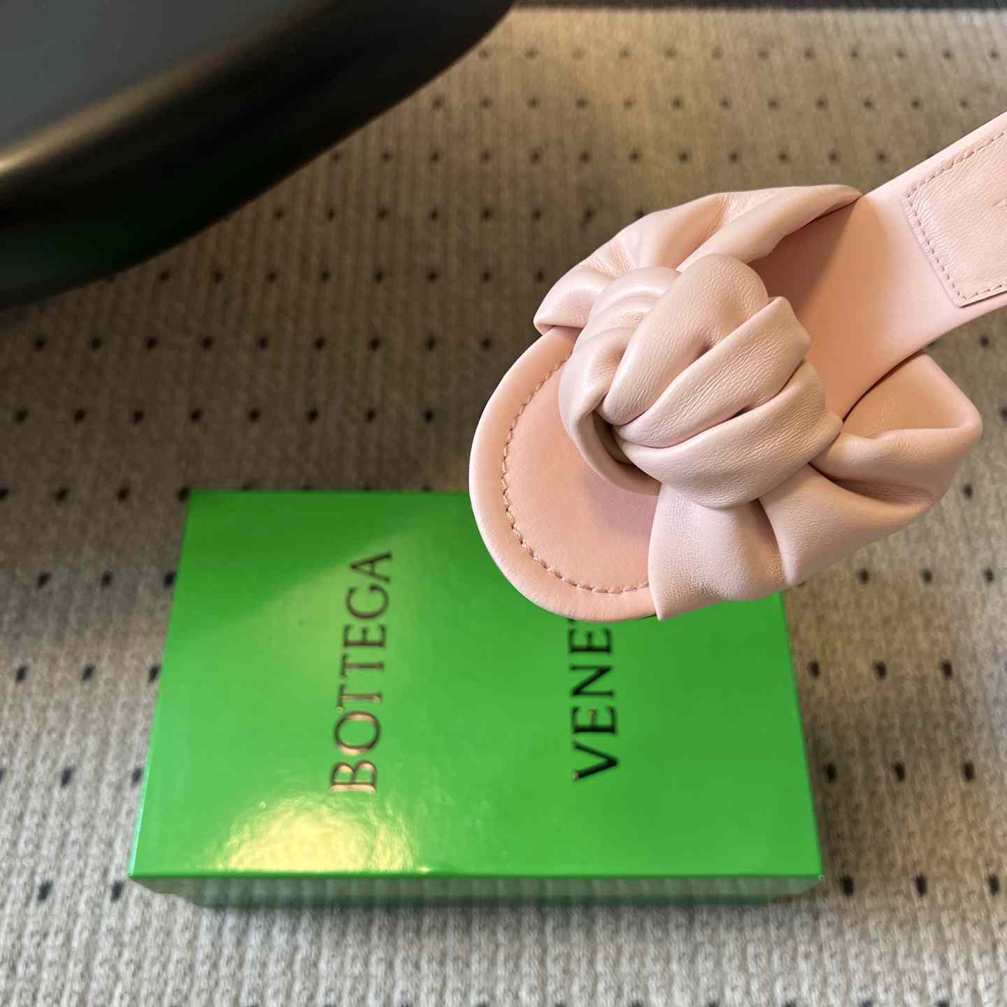 Bottega Veneta Cherry Mule - DesignerGu
