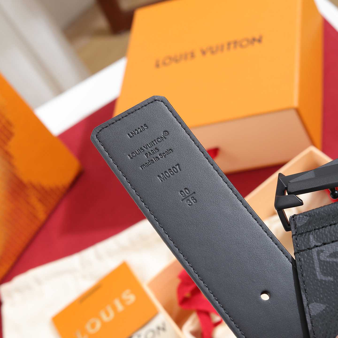 Louis Vuitton LV Pyramide 40mm Belt - DesignerGu
