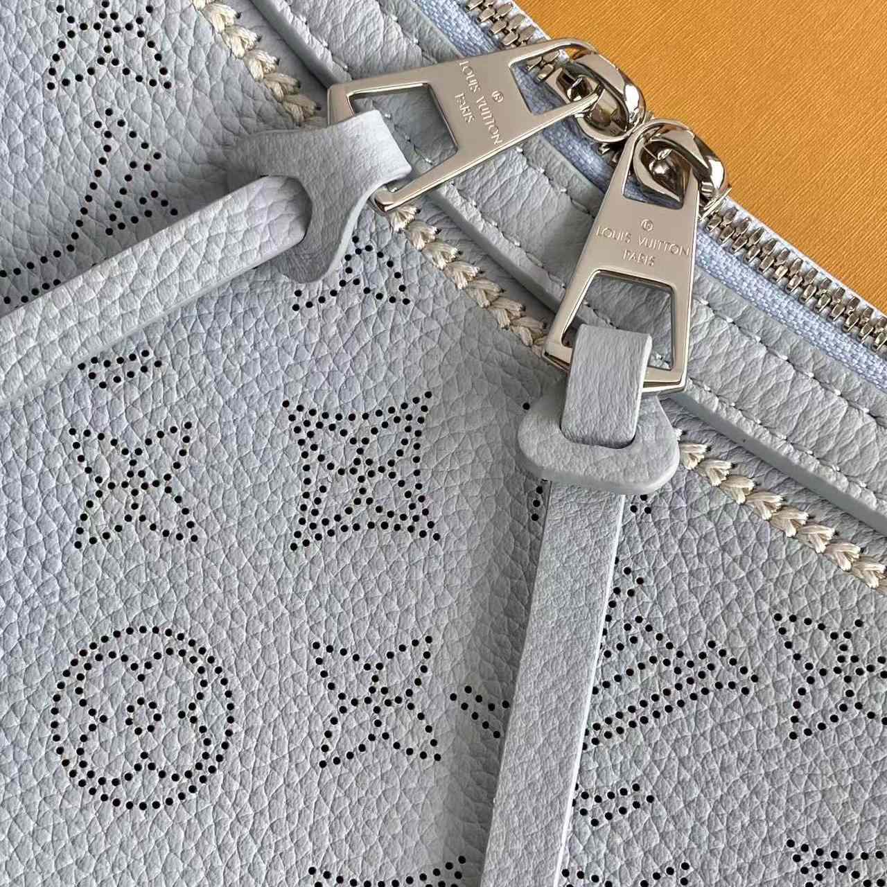 Louis Vuitton Hand It All PM M29317 - DesignerGu