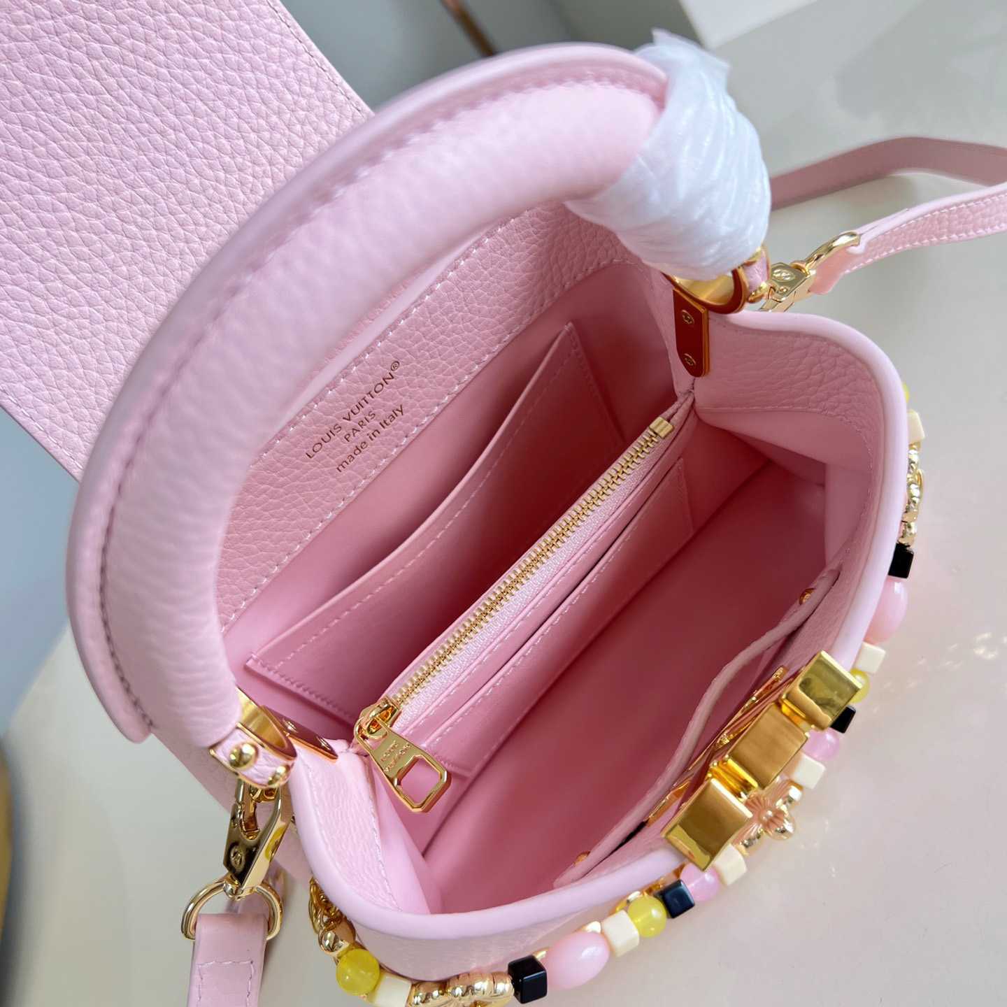 Louis Vuitton Capucines Mini M29500 - DesignerGu