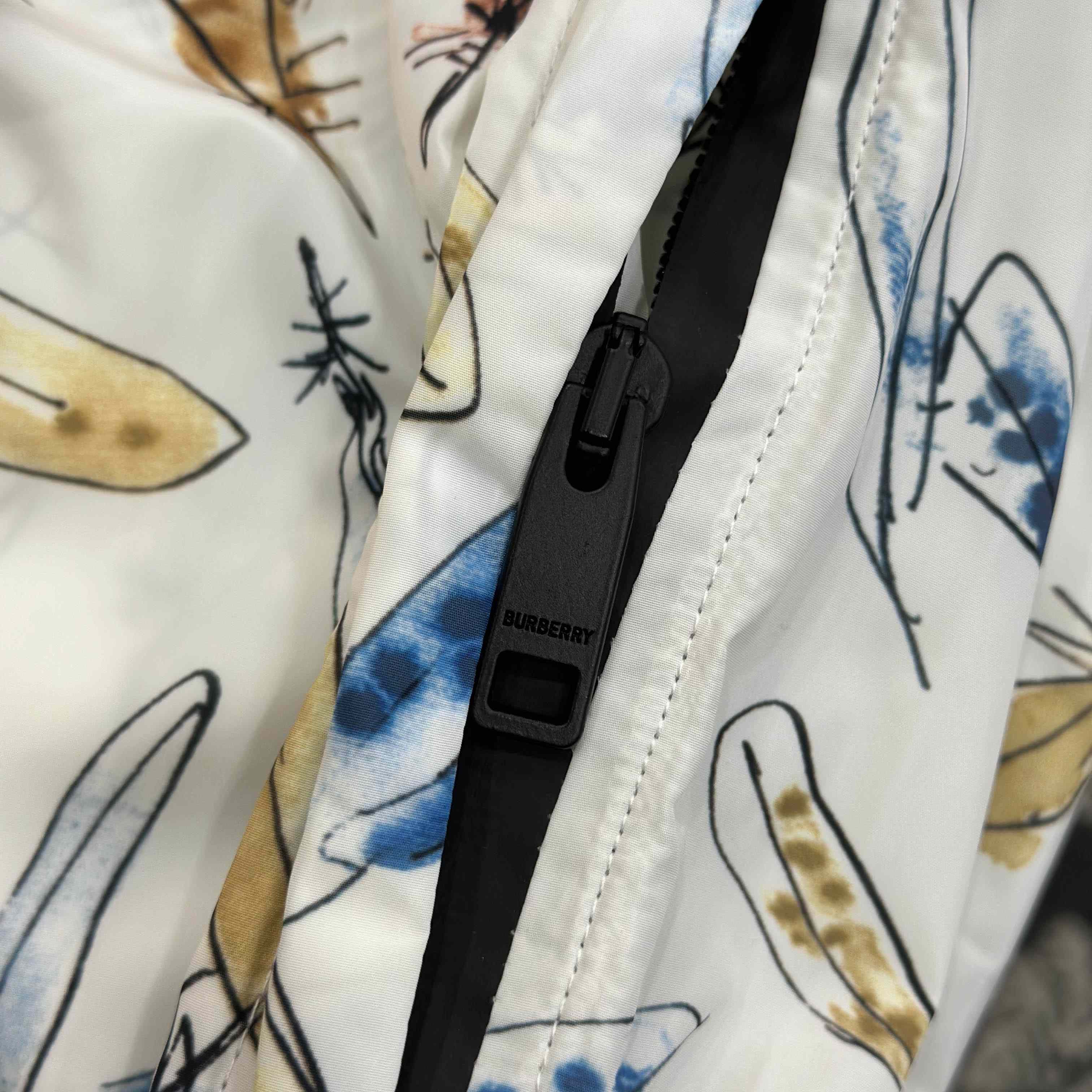 Burberry Feather Print Cotton Shorts - DesignerGu
