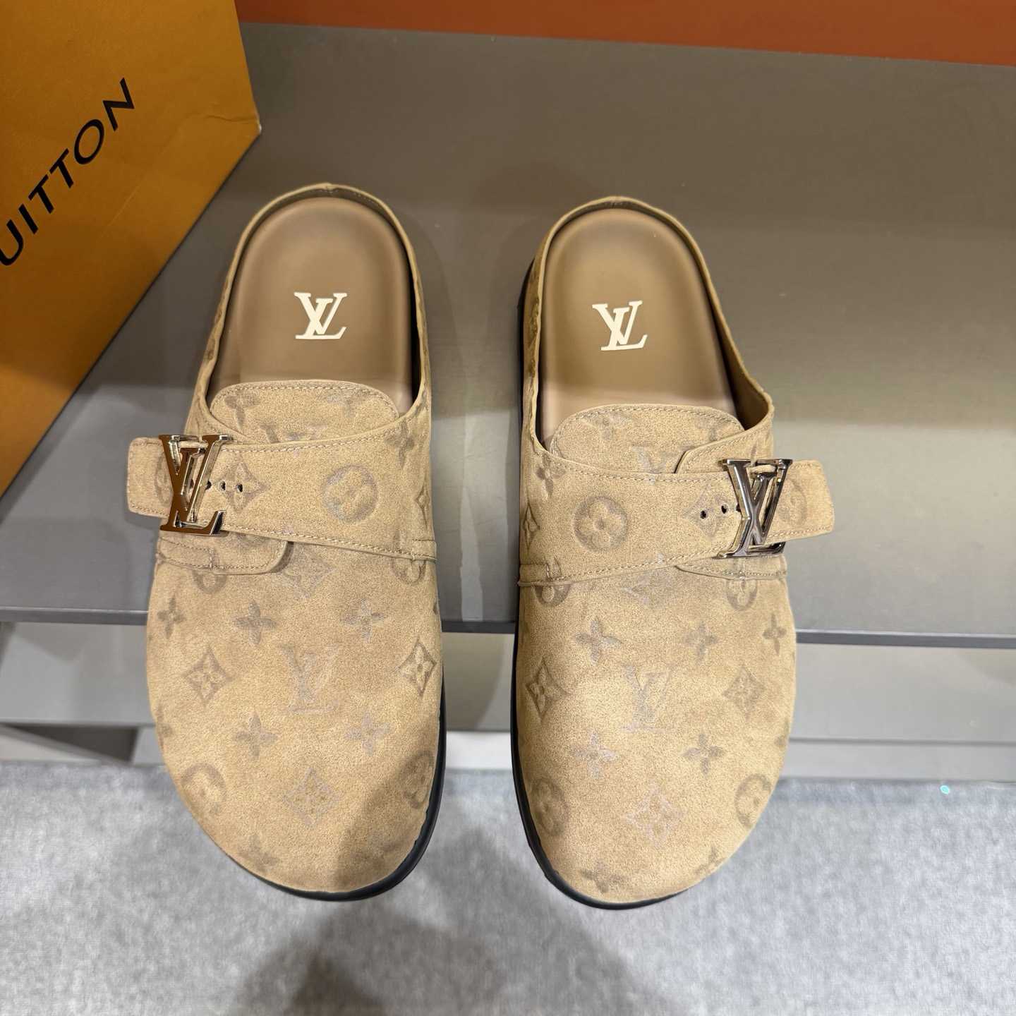 Louis Vuitton LV Easy Mule   - DesignerGu