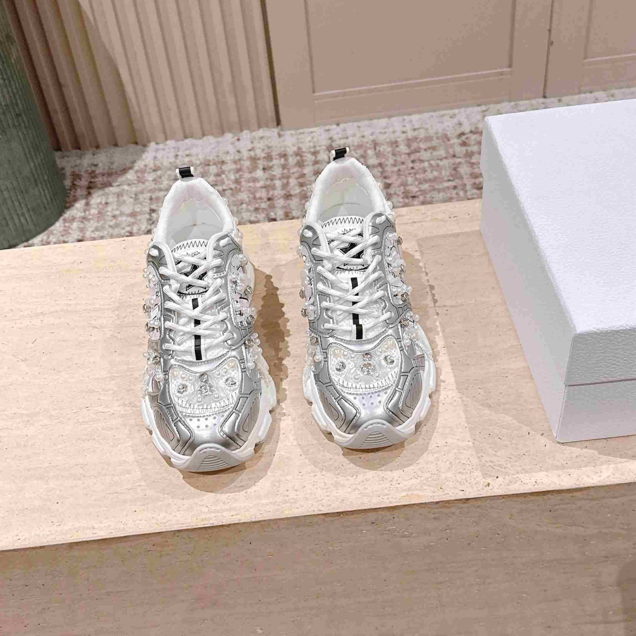 Dior Chrono Sneaker - DesignerGu