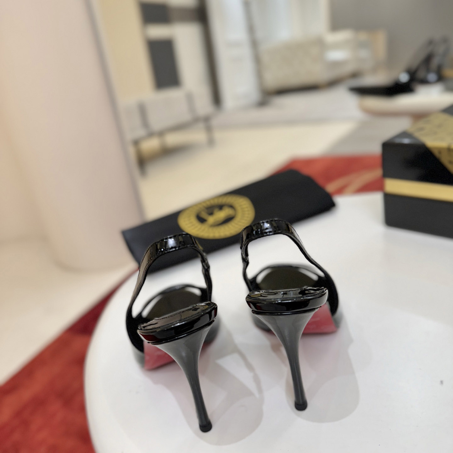 Christian Louboutin Sofia Z - DesignerGu