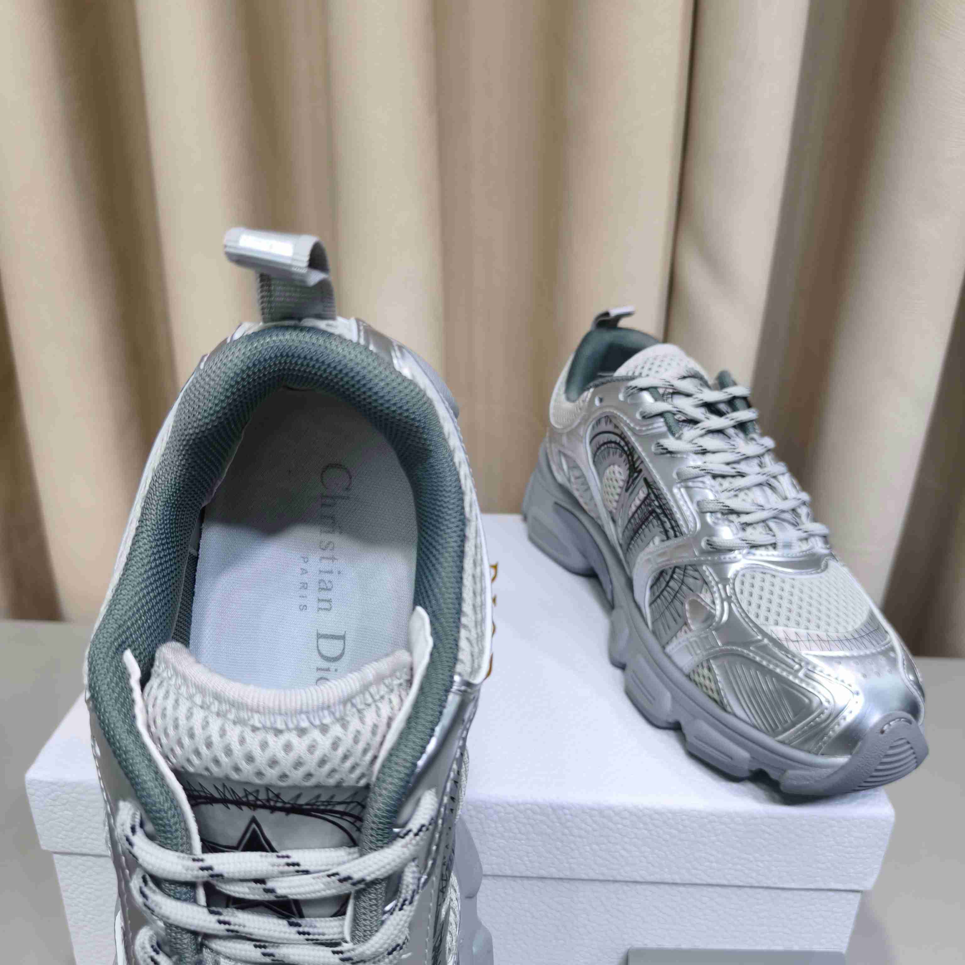 Dior Chrono Sneaker - DesignerGu