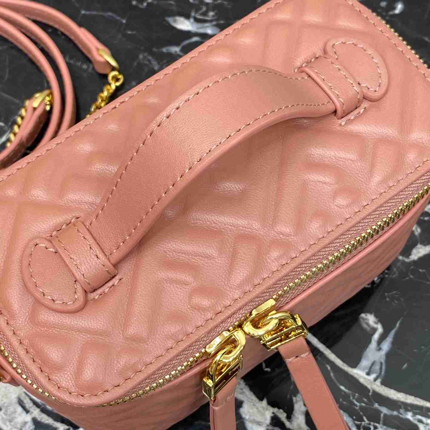 Fendi  Vanity - DesignerGu