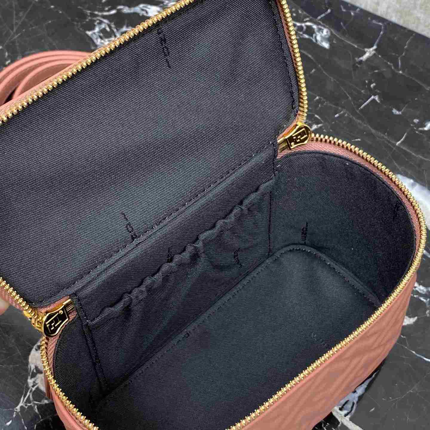 Fendi  Vanity - DesignerGu