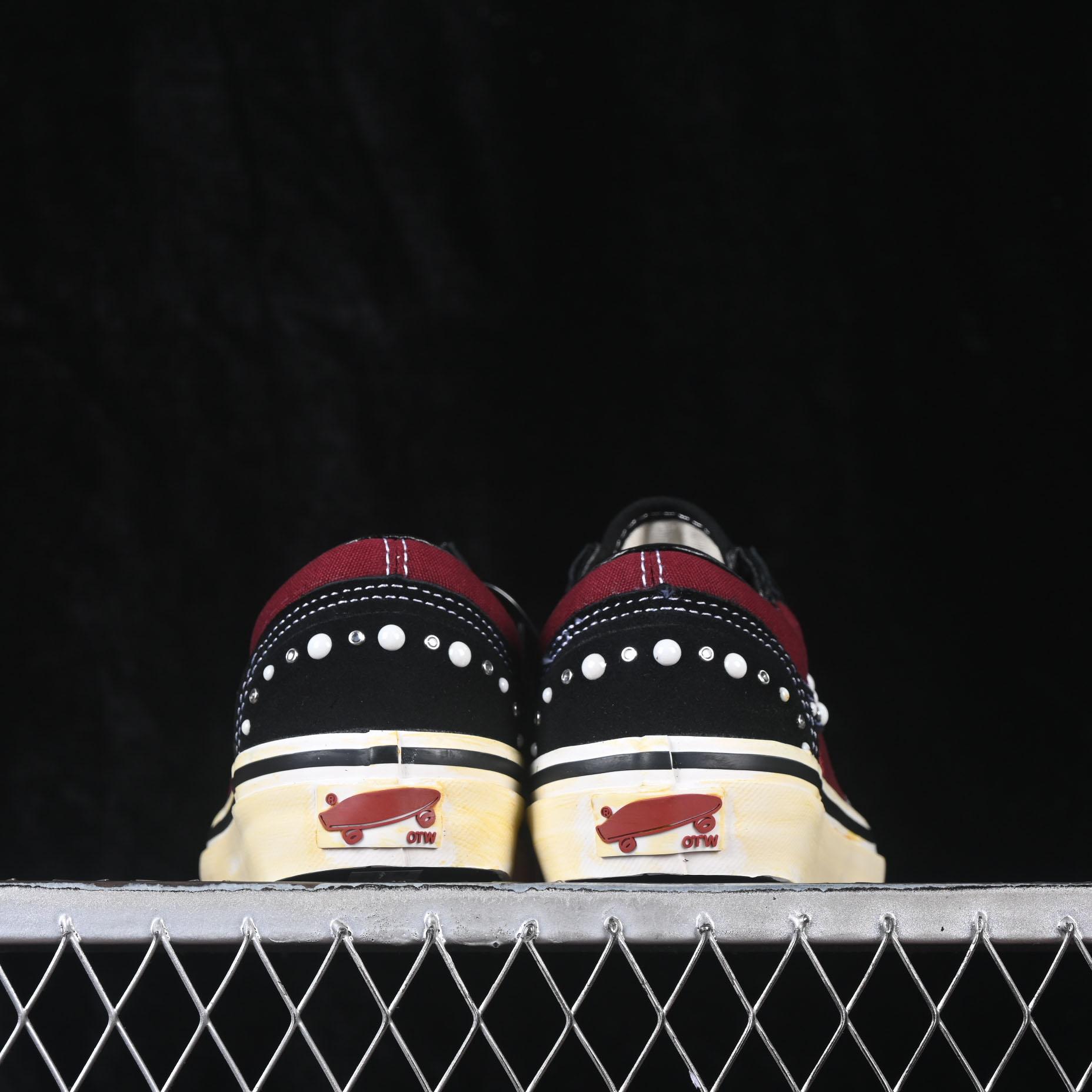 Vans X Satoshi Nakamoto Old Skool Reissue 36 'Pearlized Port Royale' ComplexCon Exclusive - DesignerGu
