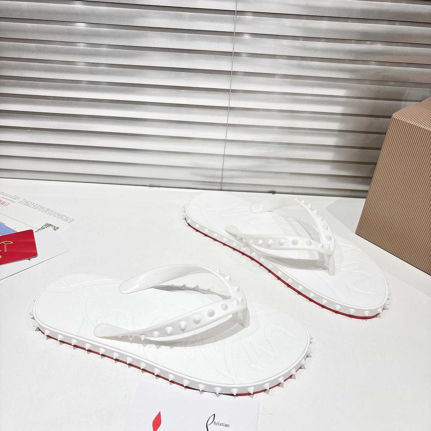 Christian Louboutin Super Loubi Flip Flops - DesignerGu