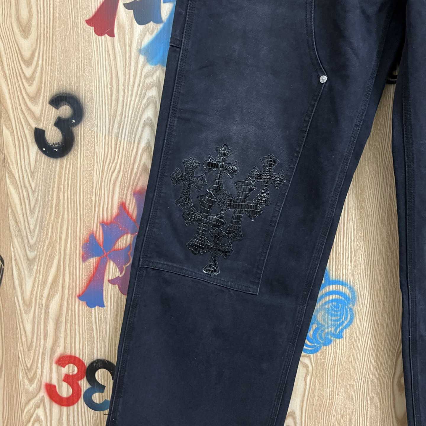 Chrome Hearts  Jeans  - DesignerGu