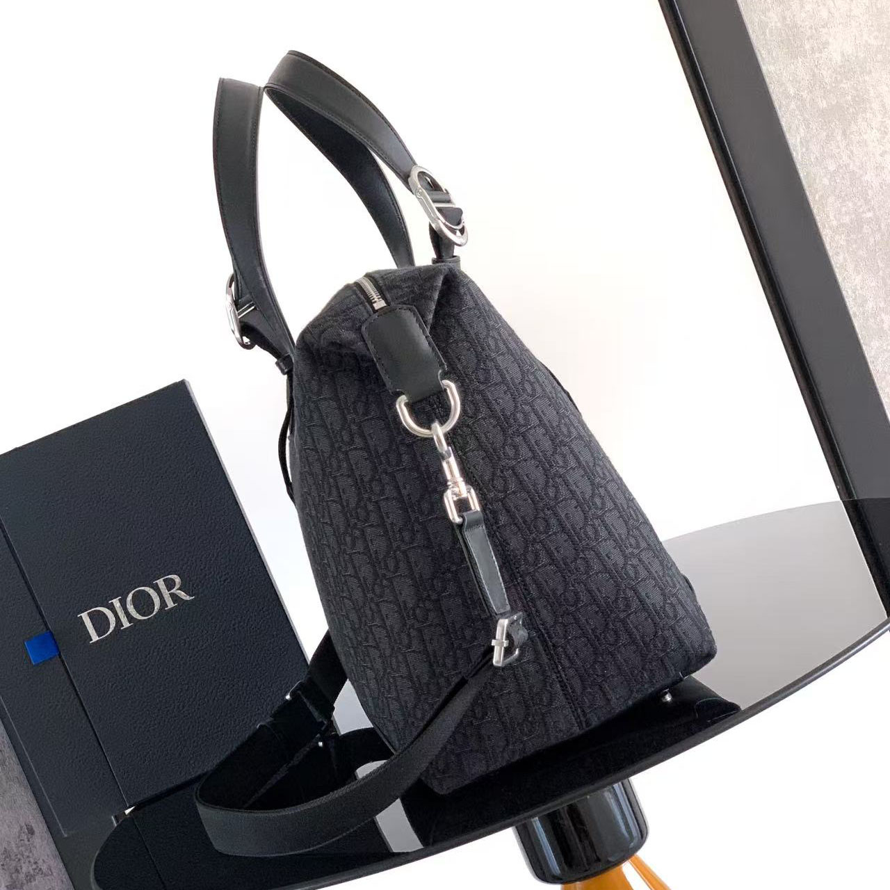 Dior Jett Weekender Bag - DesignerGu
