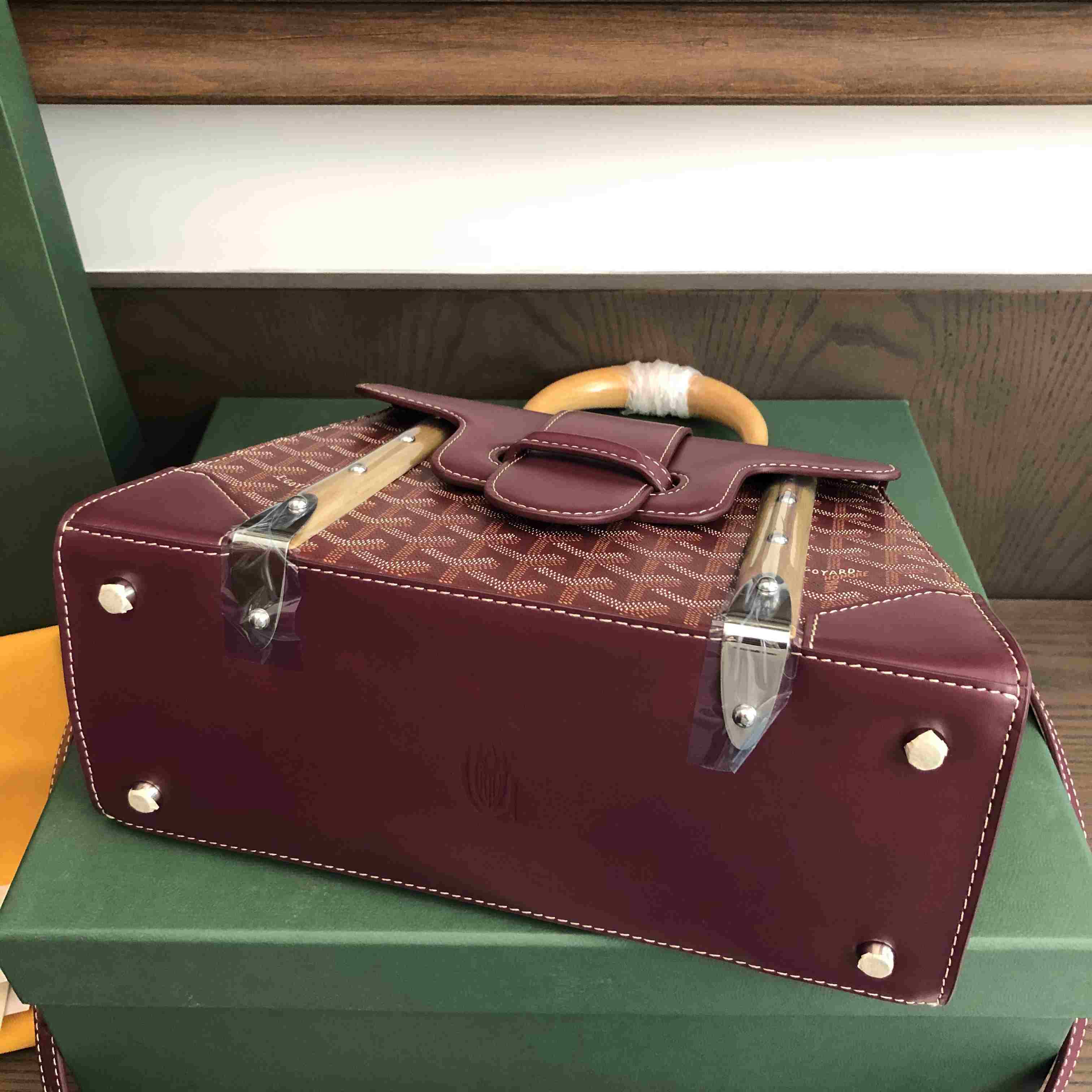 Goyard Saïgon PM Bag - DesignerGu
