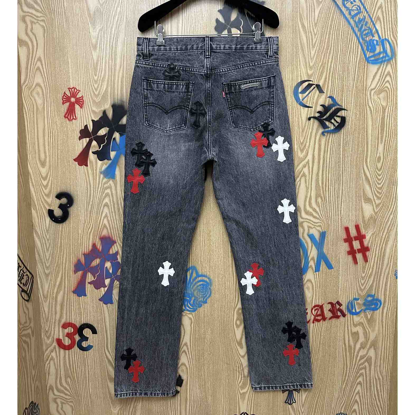 Chrome Hearts  Jeans  - DesignerGu