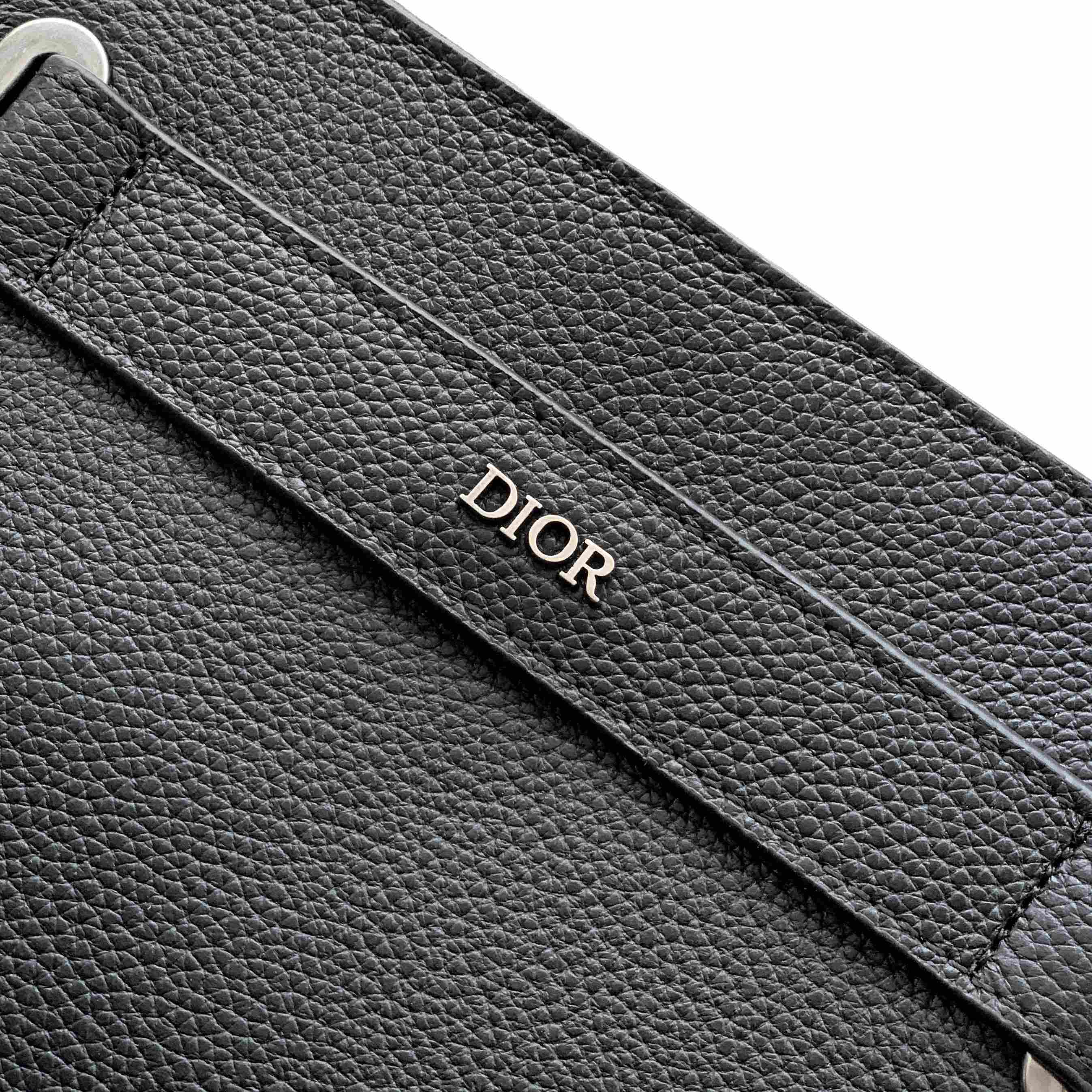 Dior Normandie A5 Triangle Pouch - DesignerGu