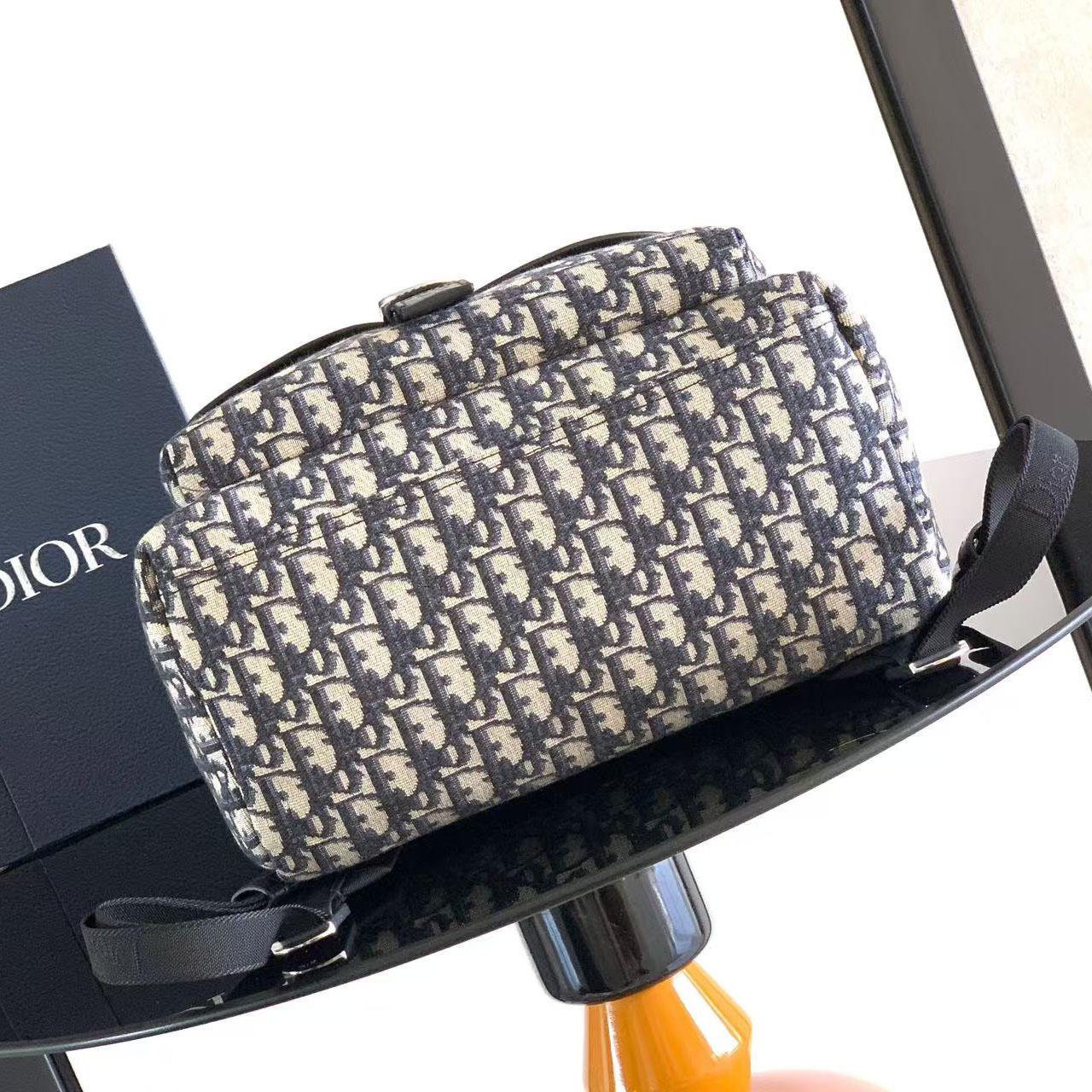 Dior Jett Zipped Backpack - DesignerGu