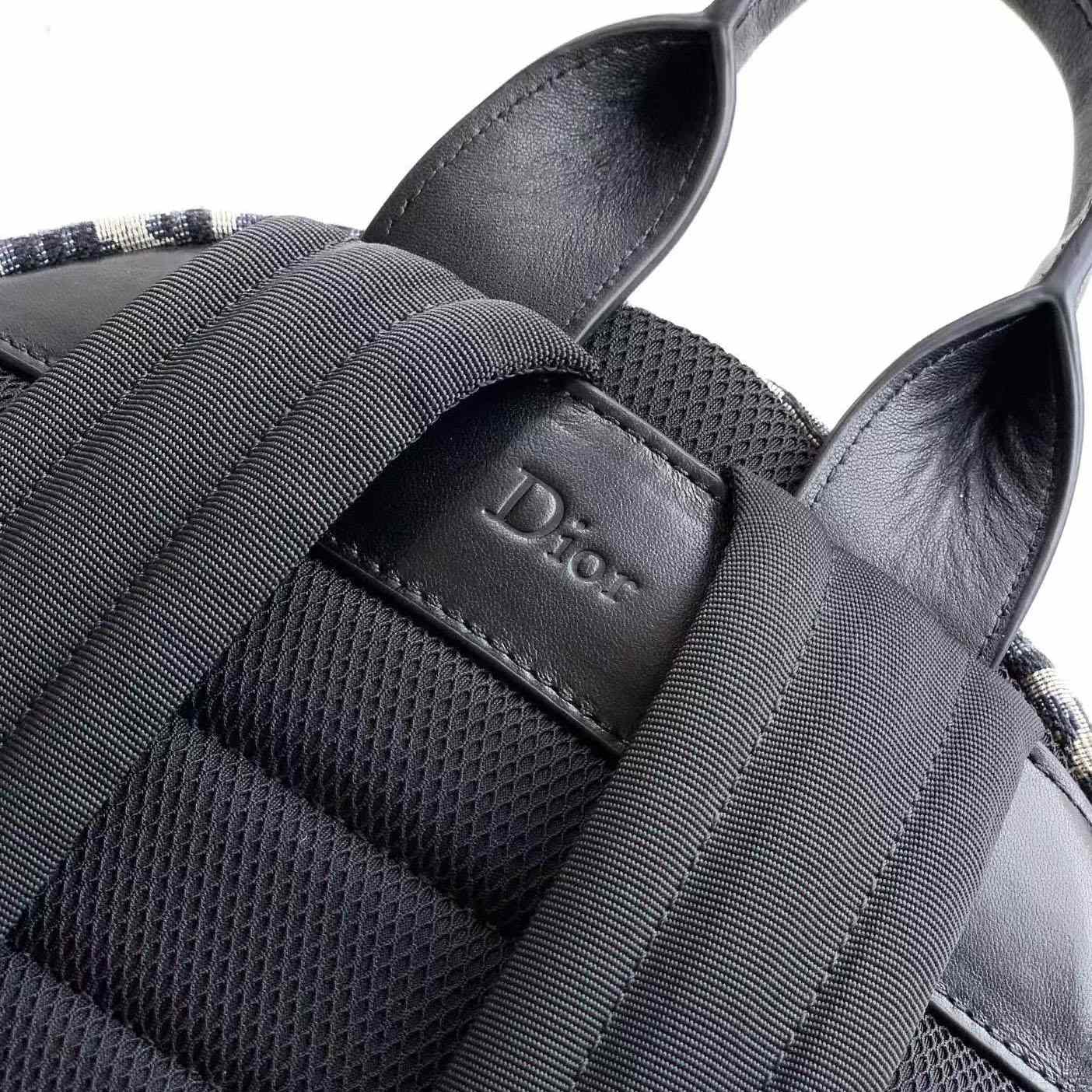 Dior Jett Zipped Backpack - DesignerGu