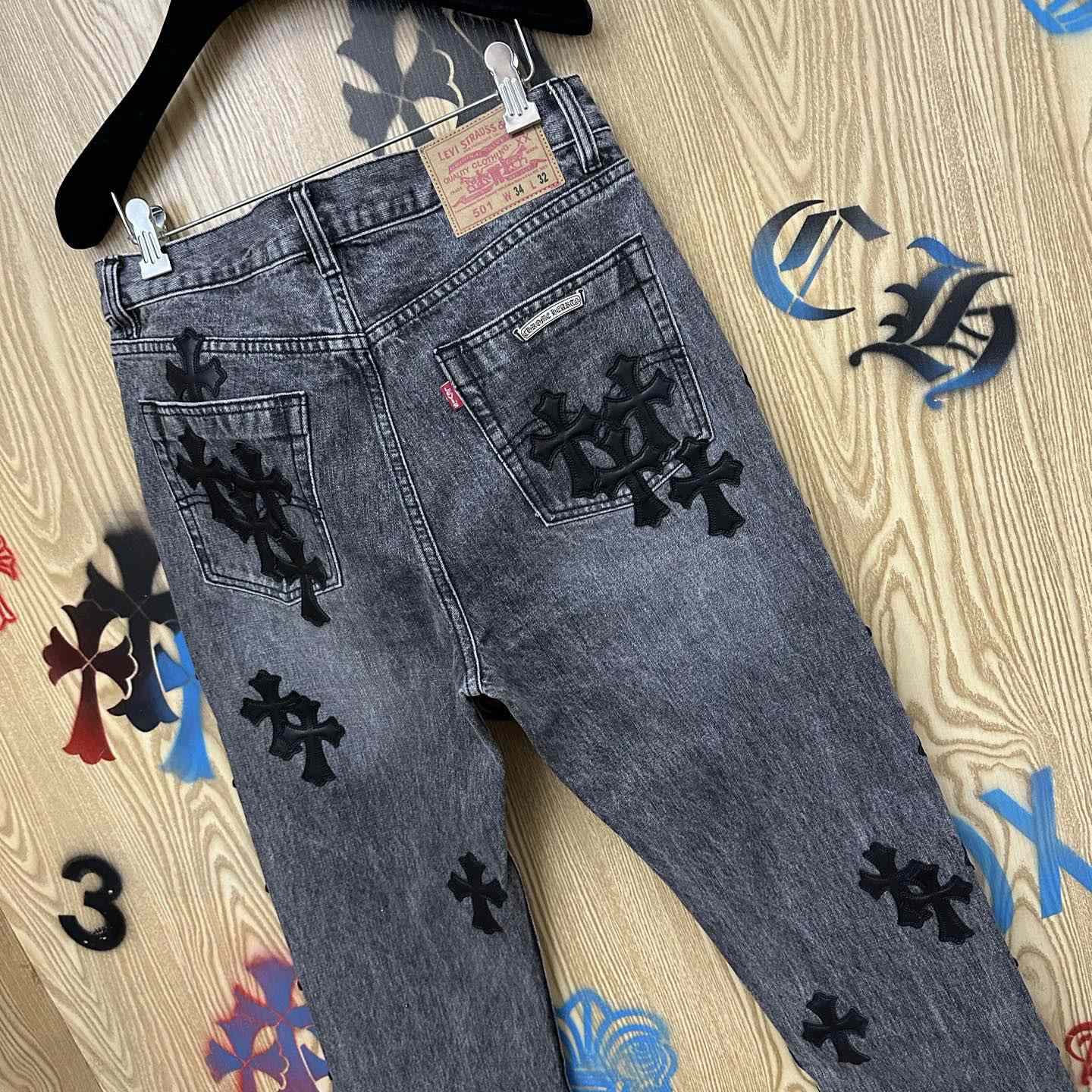 Chrome Hearts  Jeans  - DesignerGu