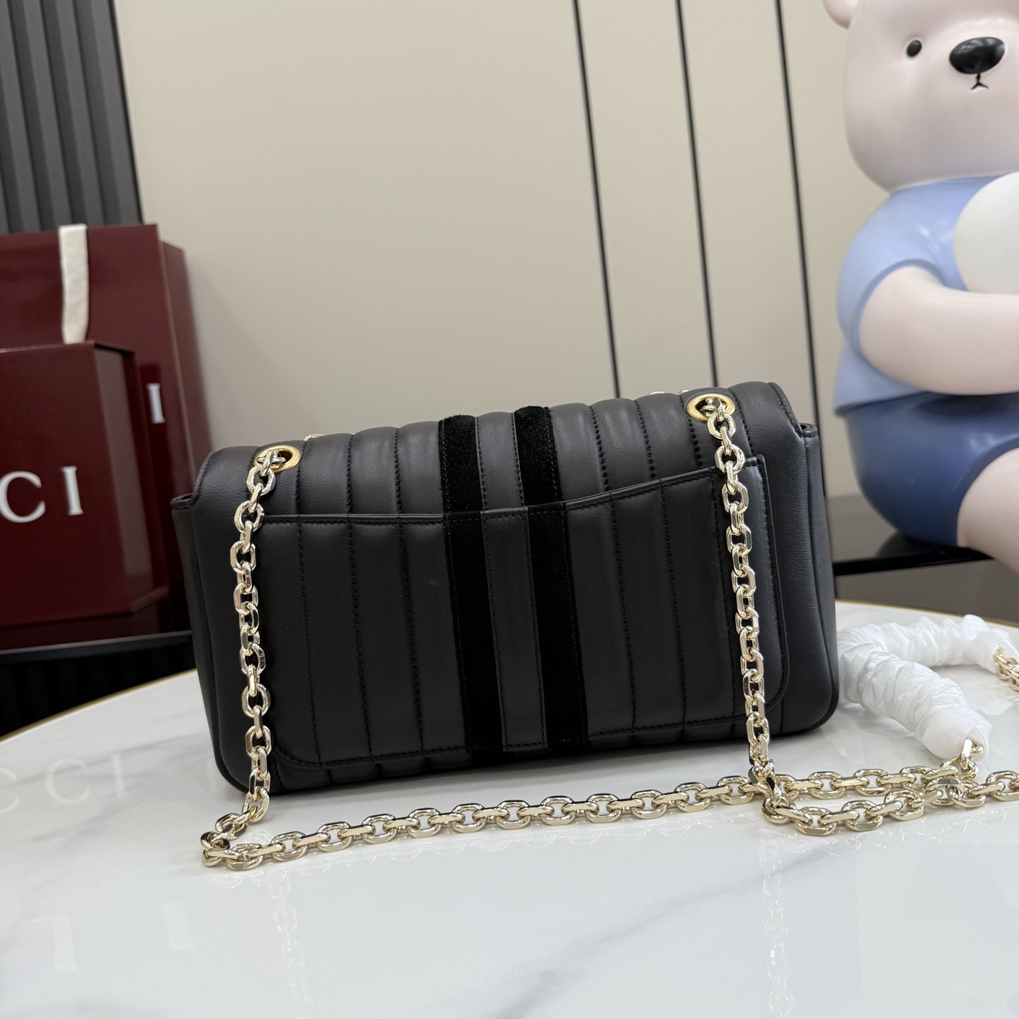 Gucci Jetset GG Marmont Medium Shoulder Bag A005XW - DesignerGu