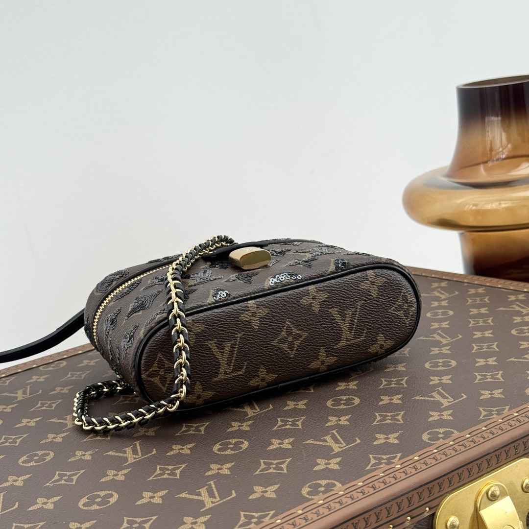 Louis Vuitton Vanity Chain Pouch M27049 - DesignerGu